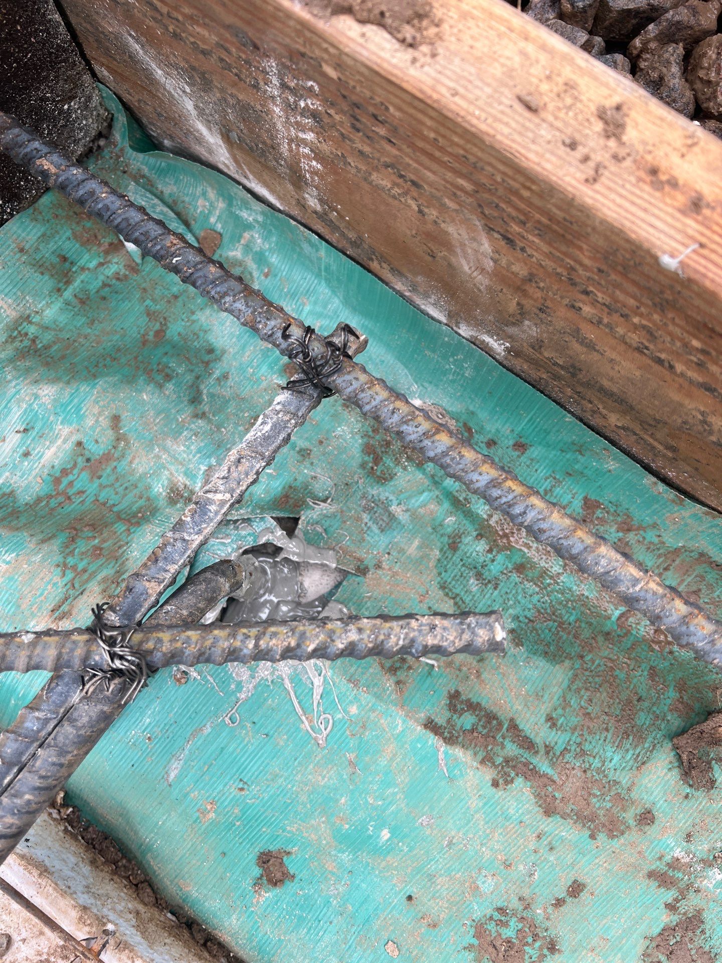 Concrete Patios, Driveways, Sidewalks using concrete by Cain Construction