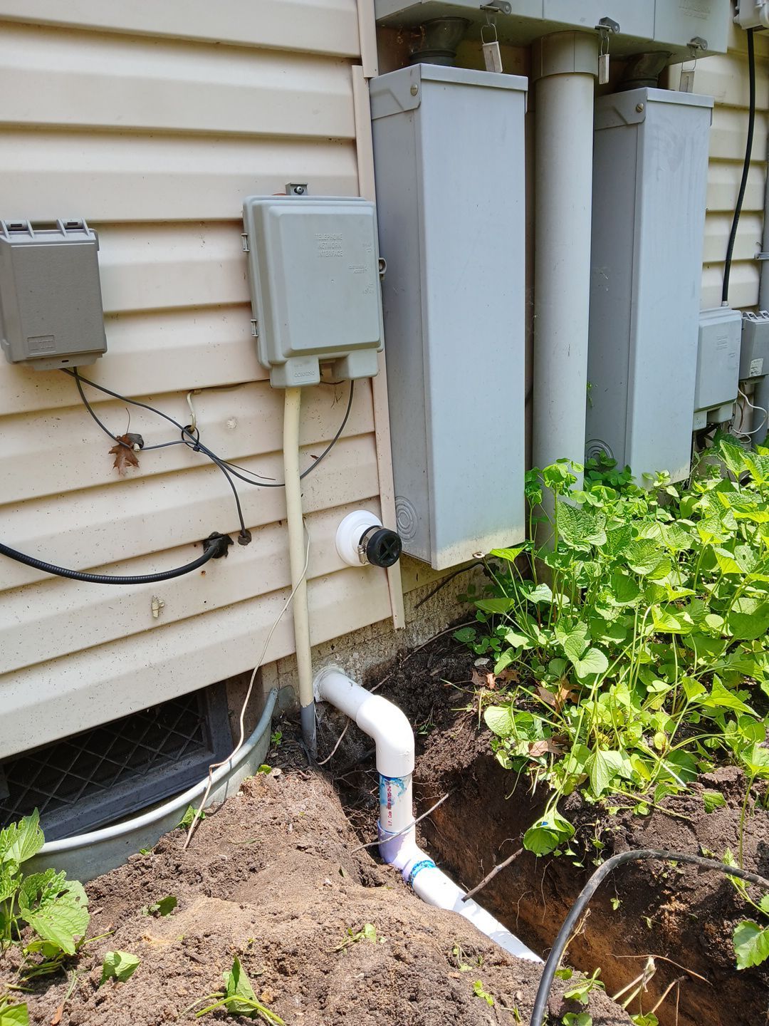 Crawls Repairs - Push Piers, Waterproofing, Insulation, Encapsulation, Brick Tuckpointing by Toledo Basement Repair 