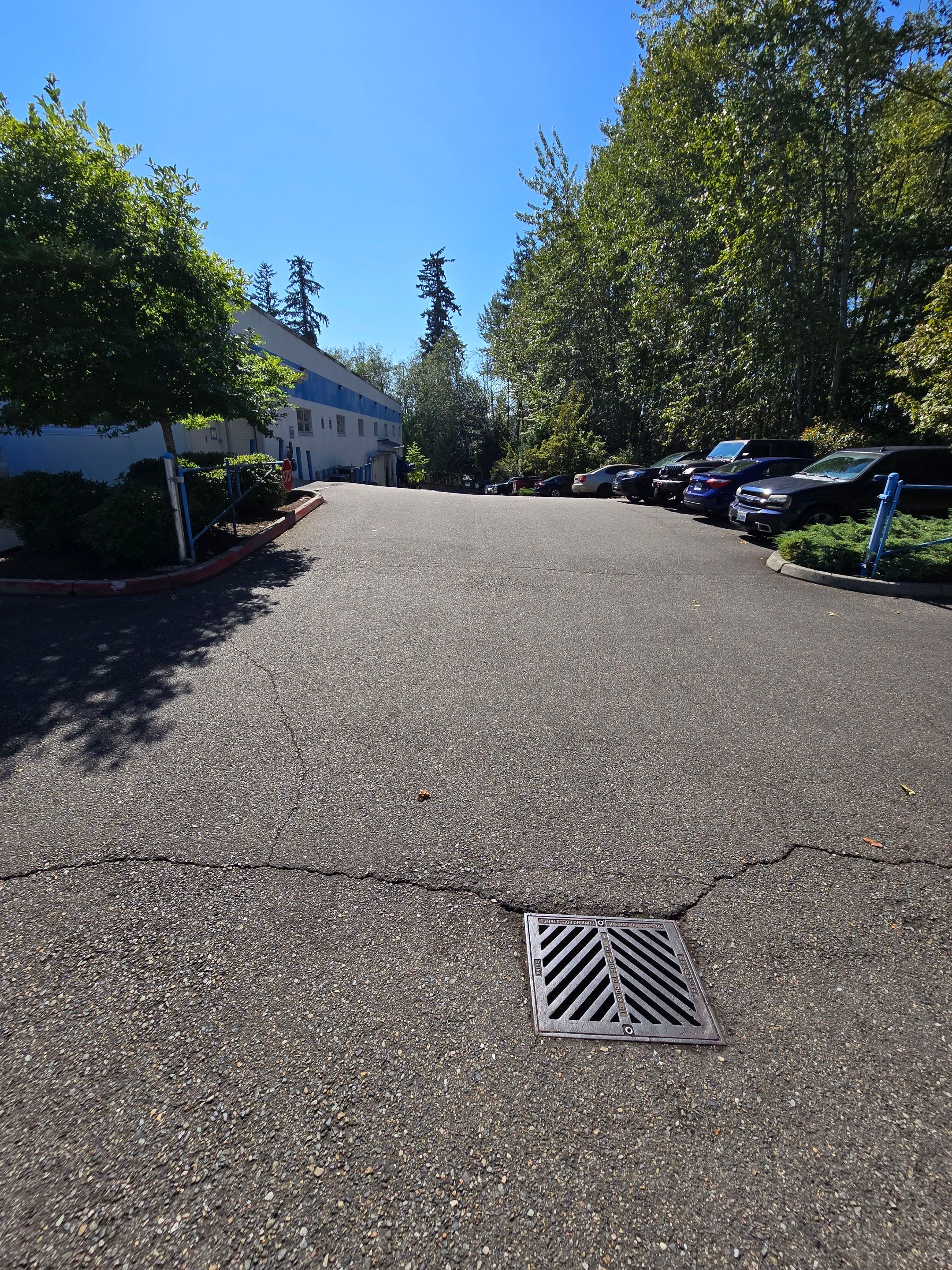 King Machine Business Parking Lot Sealcoat Overlay | Mukilteo by Jireh Asphalt & Concrete Inc 