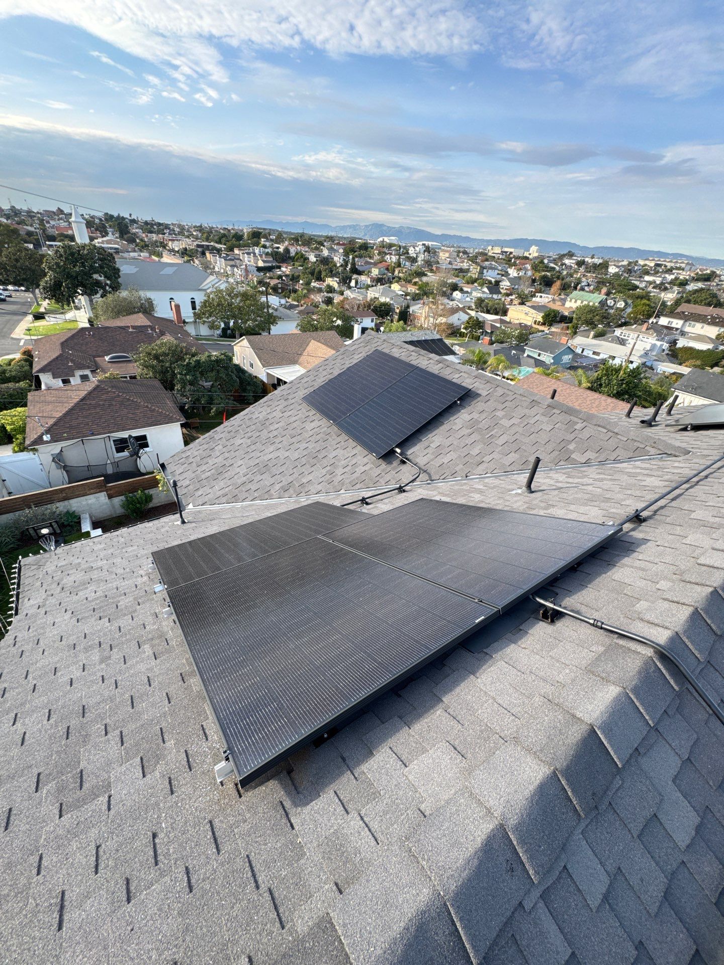 20-Panel Solar System and Tesla Powerwall 3 Installation in El Segundo by AWS Solar