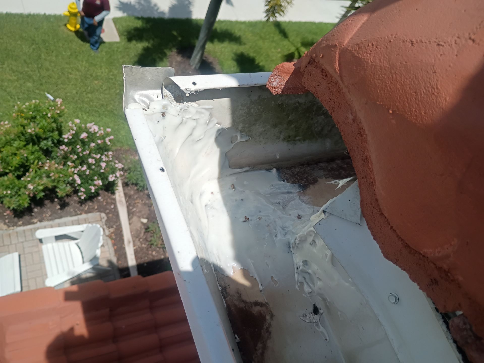 Aluminum Seamless Gutters using seal gutters in Fort Myers FL by Gutter Professors