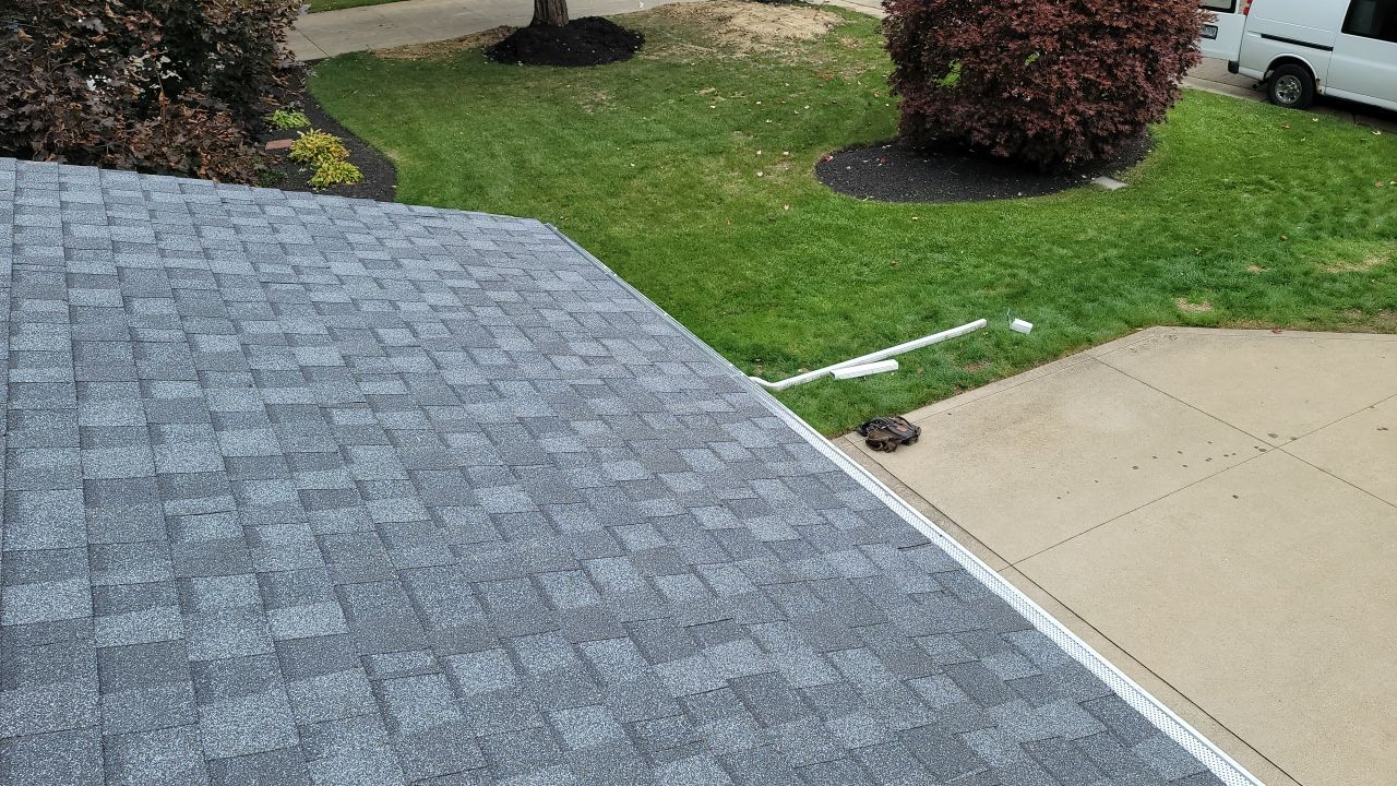 CERTAINTEED LANDMARK COLOR: PEWTER DRIP EDGE: WHITE by Eagle Eye Roofing