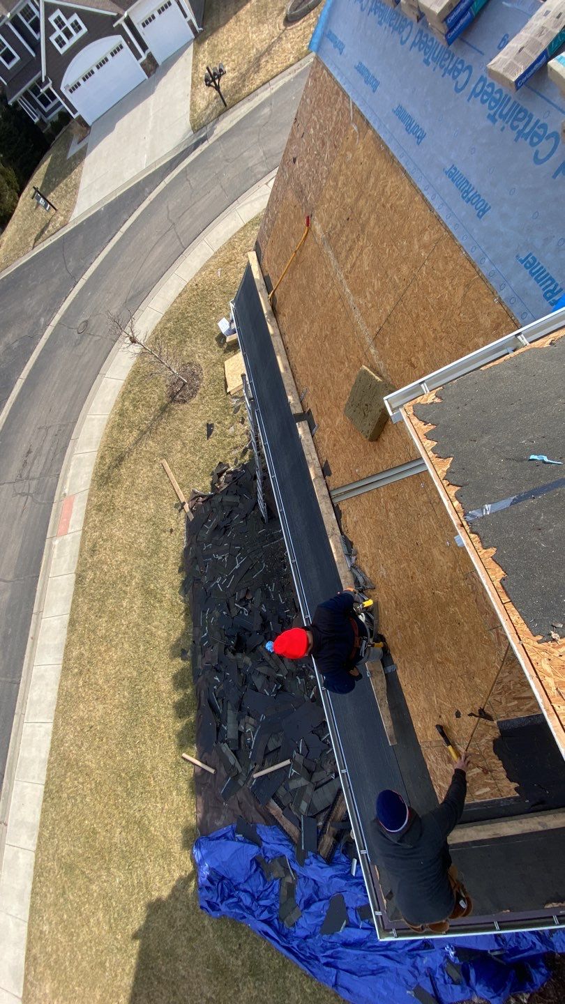 Roof Replacement using CertainTeed Landmark by 180 Contractors