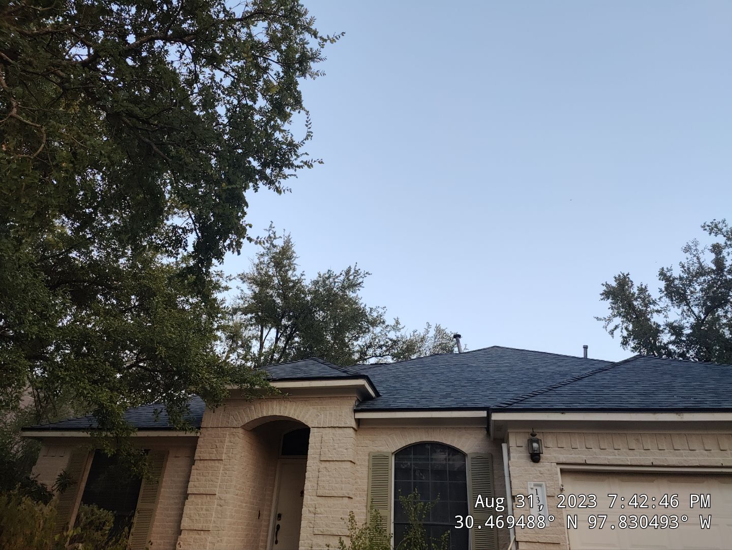 Residential Roofing Installation using Owens Corning TruDef Estate Gray by DeZign Roofing & Exteriors