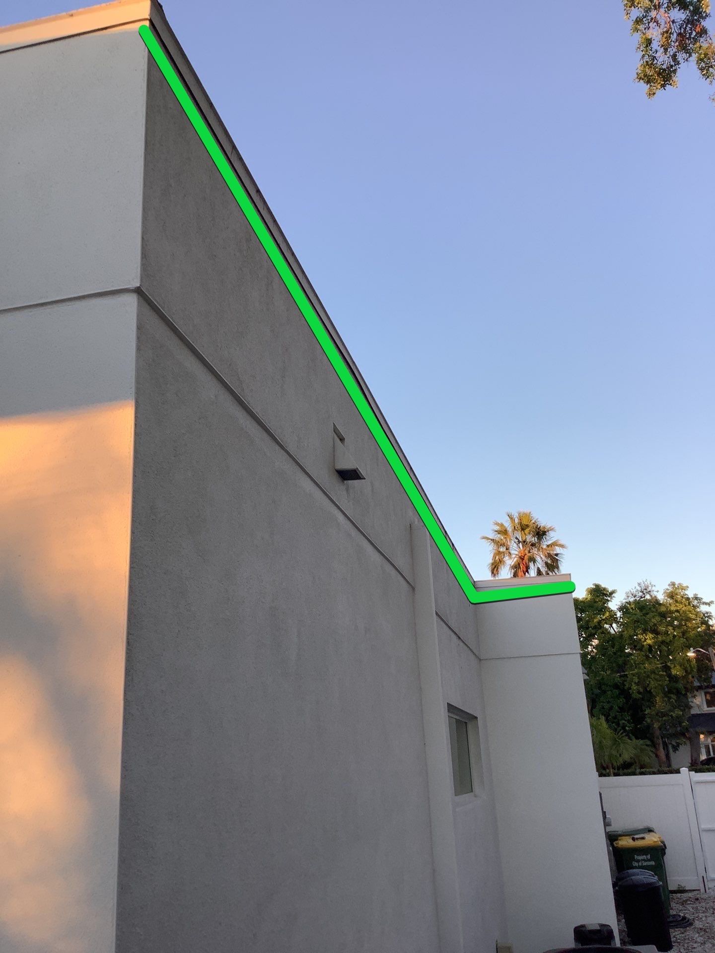 7-Inch Smooth Box Seamless Gutters in Sarasota FL by Gutter Professors