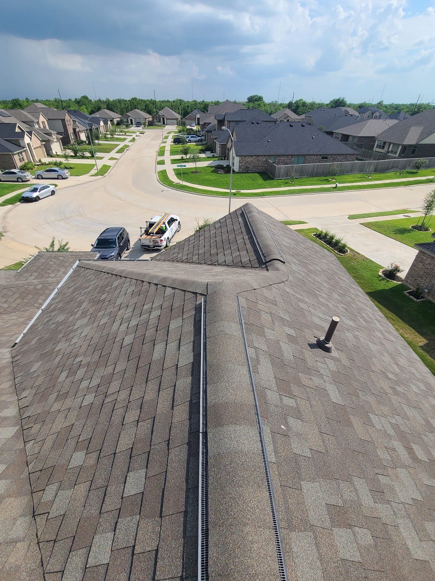 Hail Damage using Owen's Corning Duration (Lifetime) Shingles by Roof Repair Company
