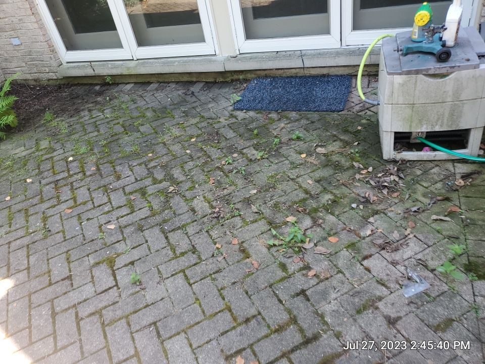 Brick paver clean, sand and seal.  using Polysweep polymeric sand by Northern Power Washing LLC.