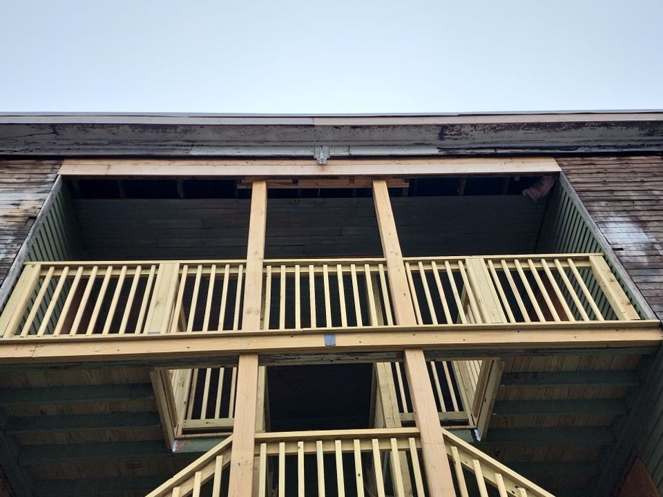 Vinyl siding in Putnam, CT by UBrothers Construction