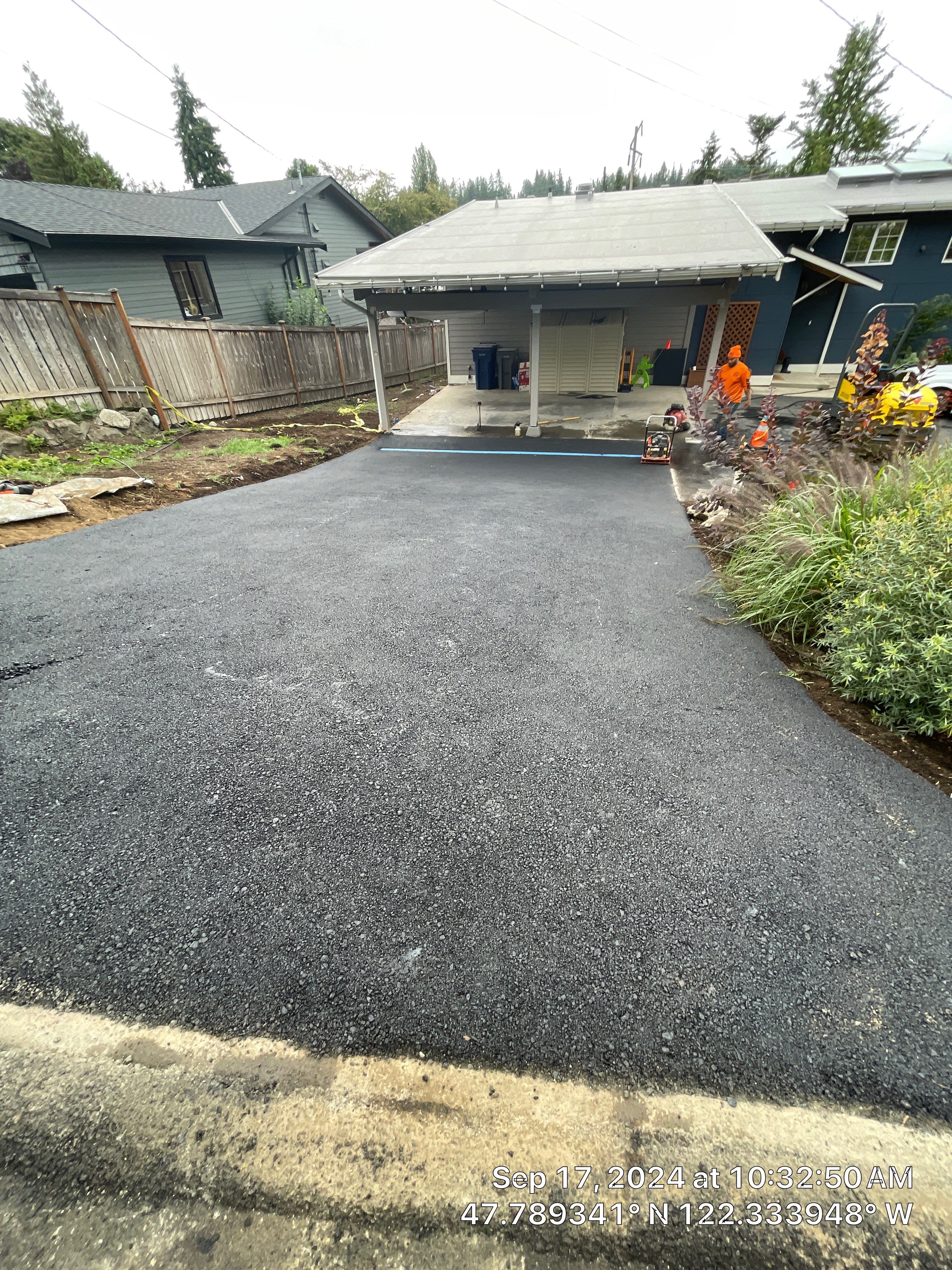 Asphalt Driveway Repair | Edmonds  by Jireh Asphalt & Concrete Inc 
