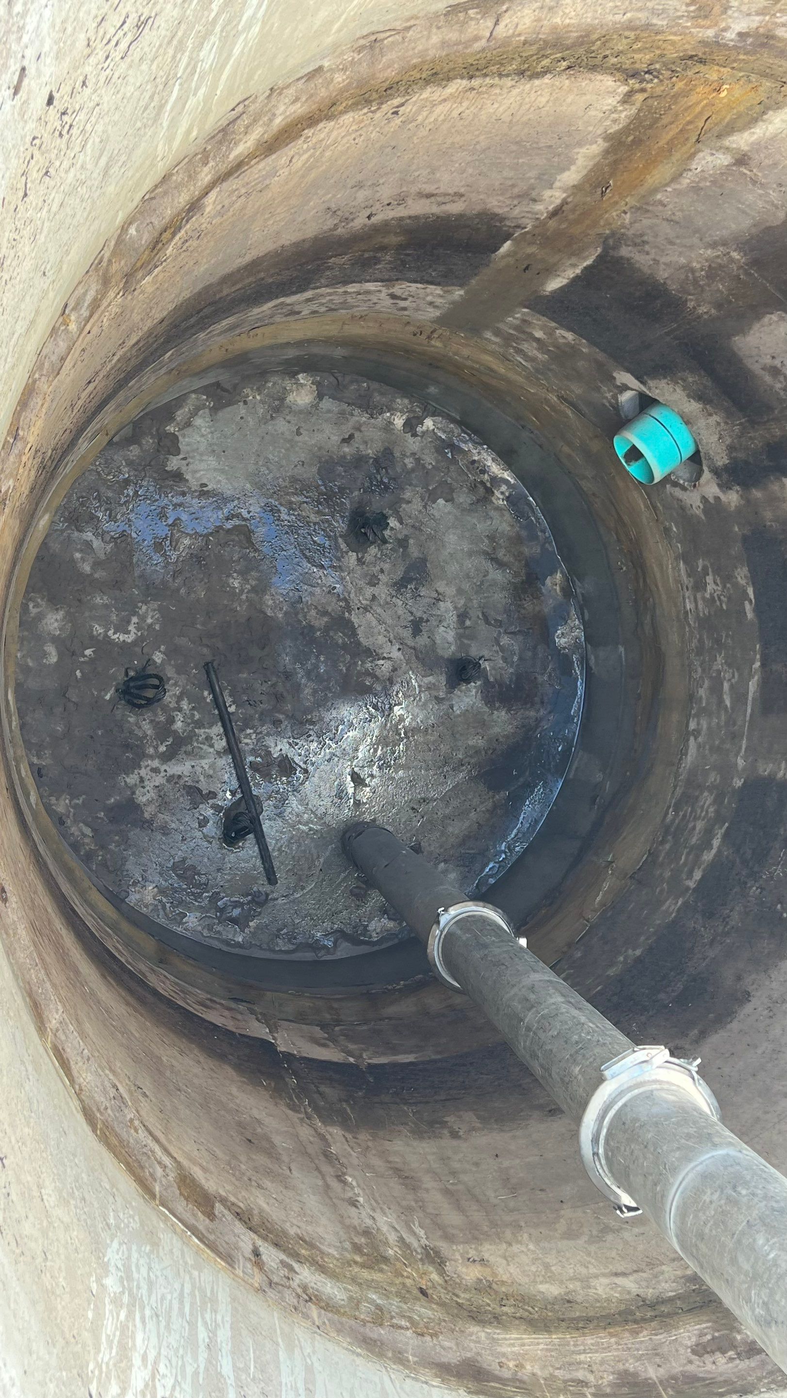Lehigh Acres New Construction Community Sewer System Cleaning Part 1 by APS Power & Water