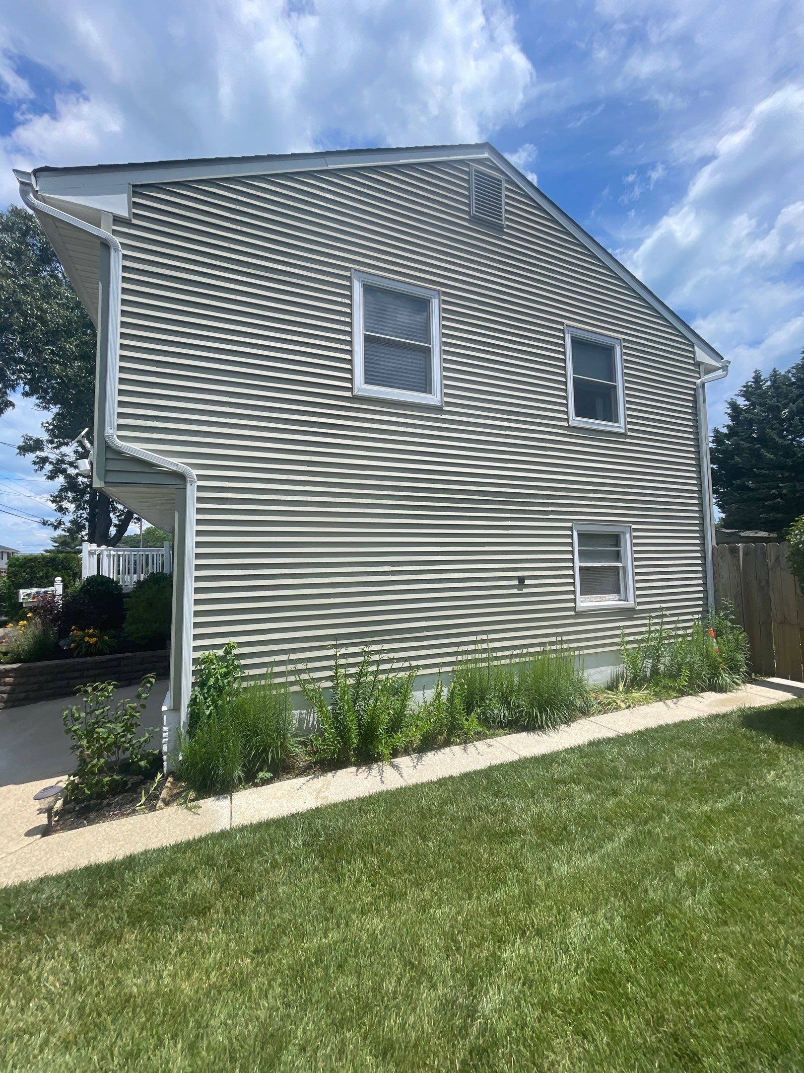 Residential Exterior Cleaning by SJ Exterior