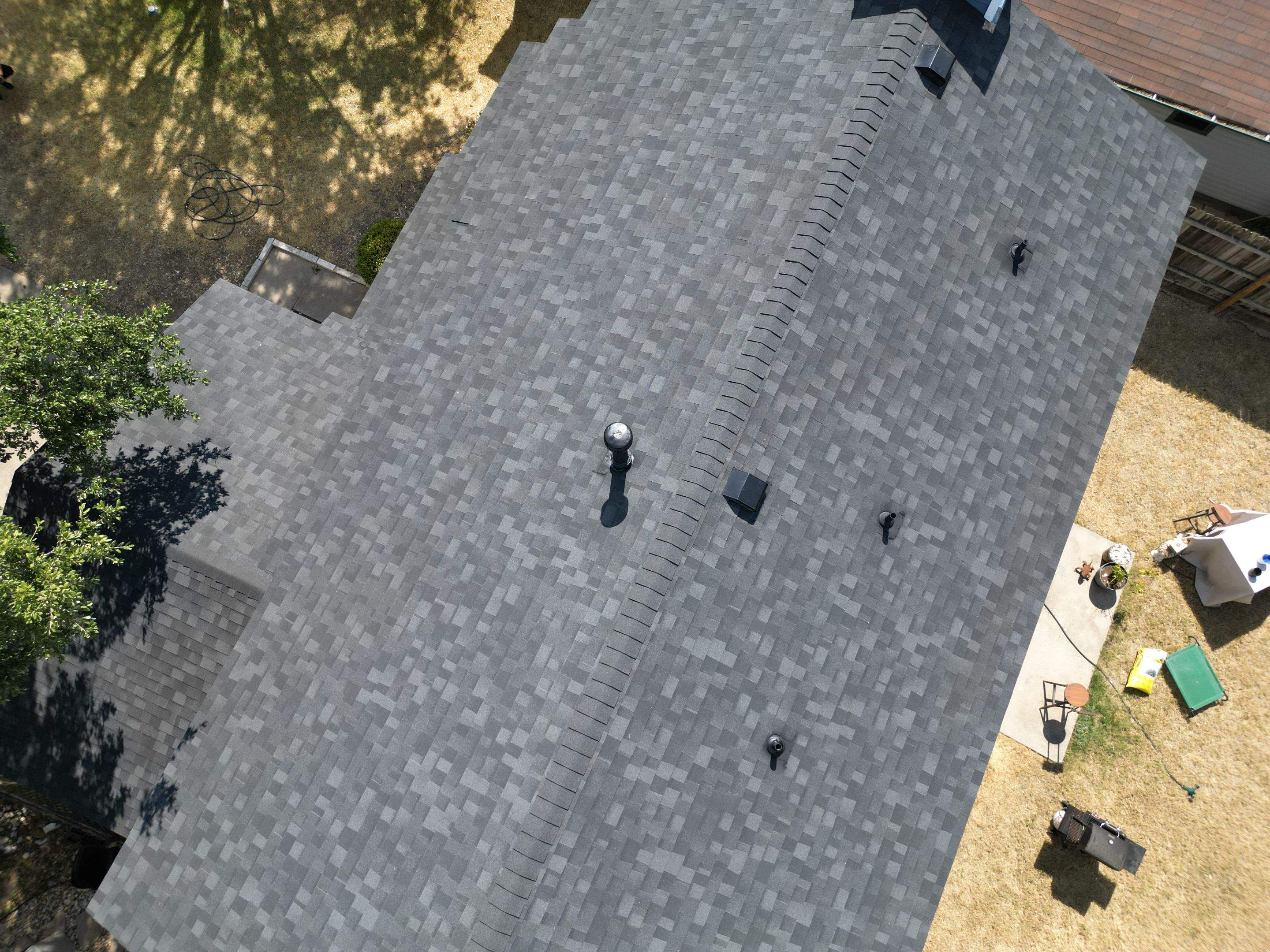 Onyx Black - Owens Corning TruDefinition Duration by RoofsOnly.com