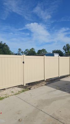 Tan Vinyl Privacy Fence and Gate Installation in North Port
