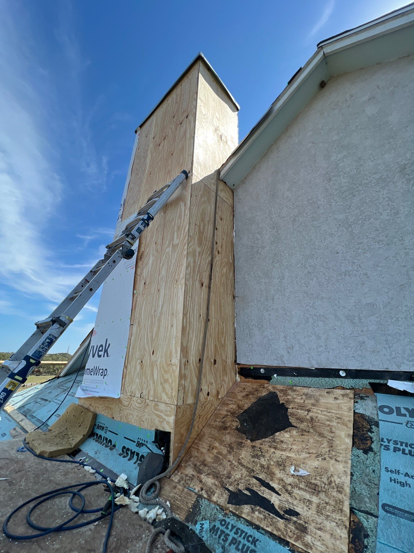 Long Horn Retreat by Bayfront Roofing and Construction