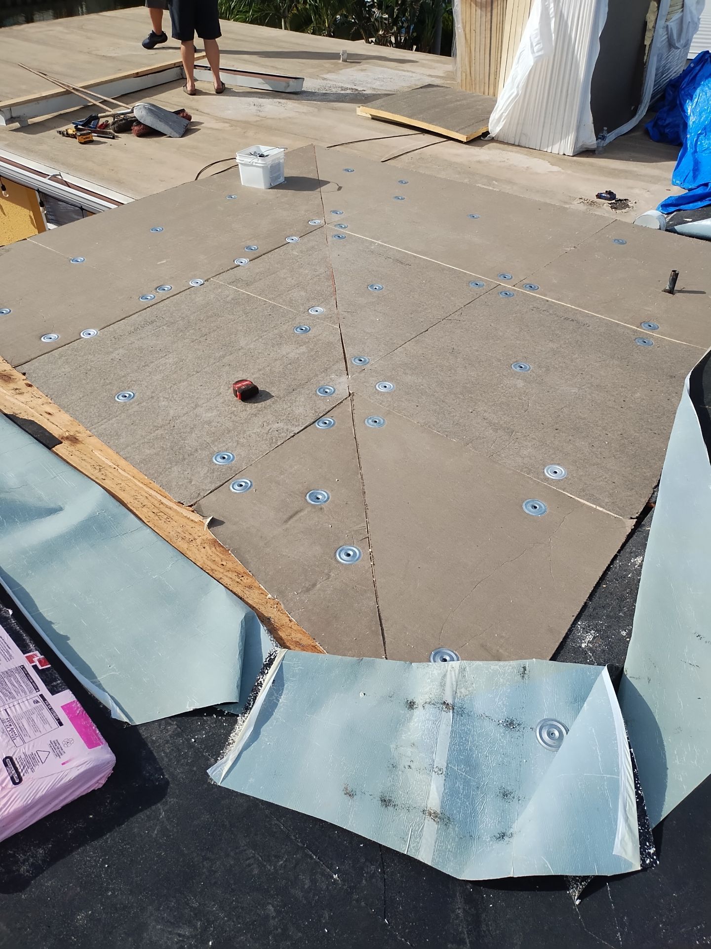 Project in St. Petersburg 33703 by Mitchell Roofing Company LLC 