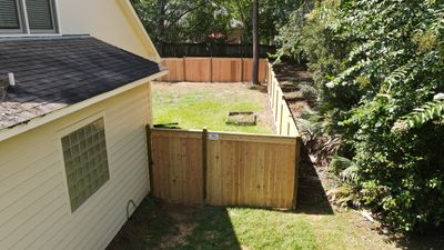 6ft Cedar Good Neighbor Fence