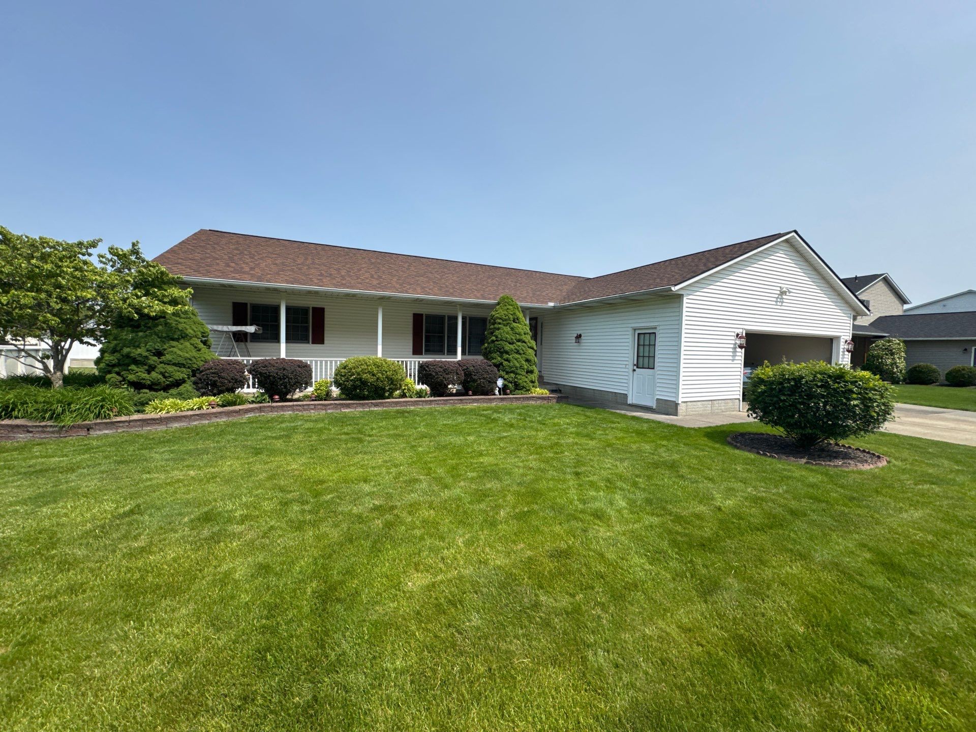 Roof Replacement by Homestyle in Amherst by Homestyle Home Improvements (HHI)