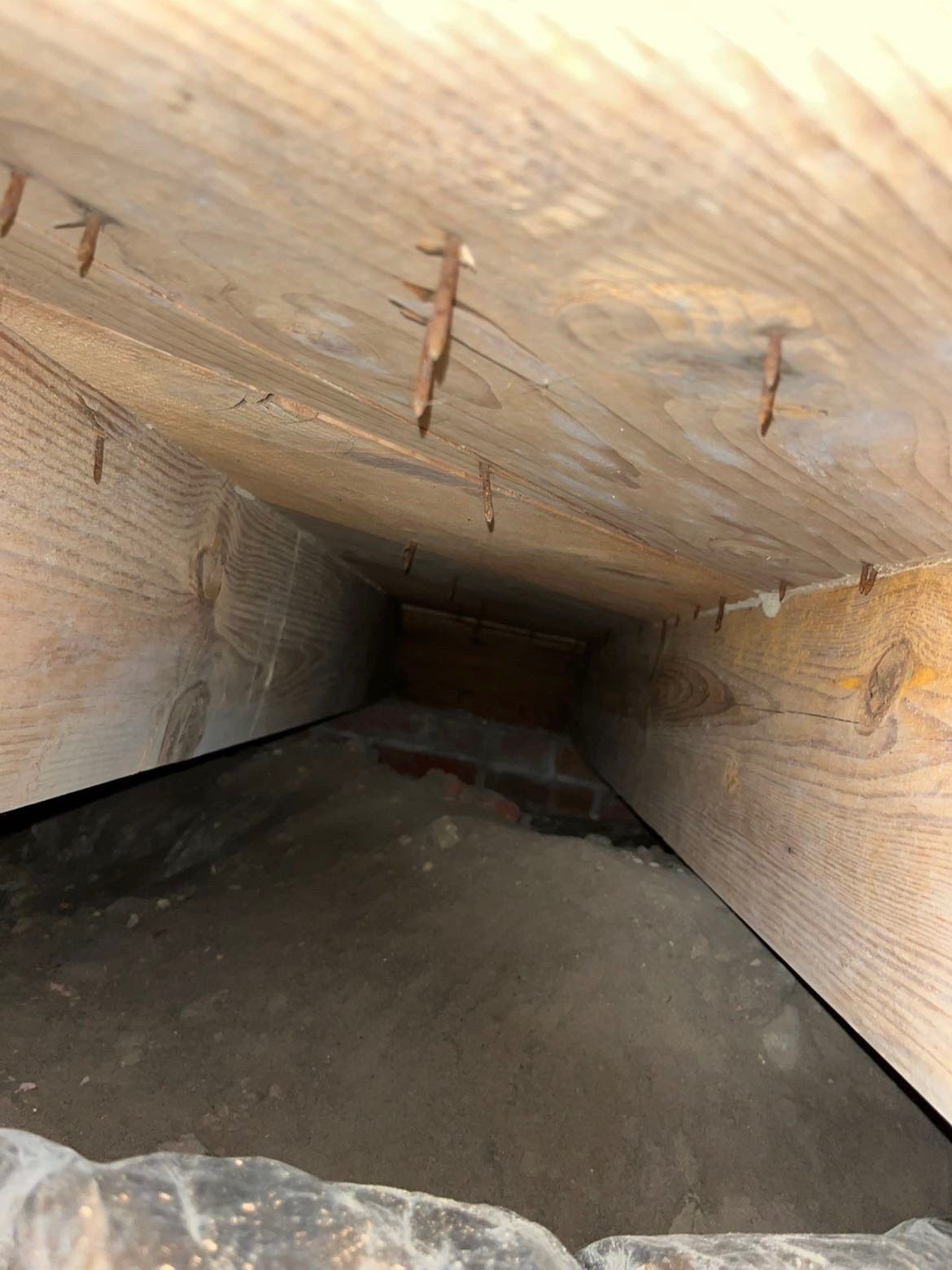 Sealed Crawlspace using Aprilaire E-70 Dehumidifier by Impact Crawlspace