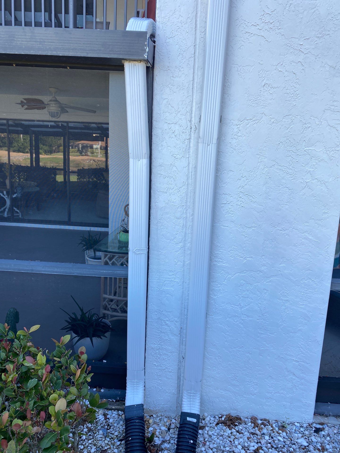 Gutter cleaning all buildings are the same for 6 units in Fort Myers FL by Gutter Professors