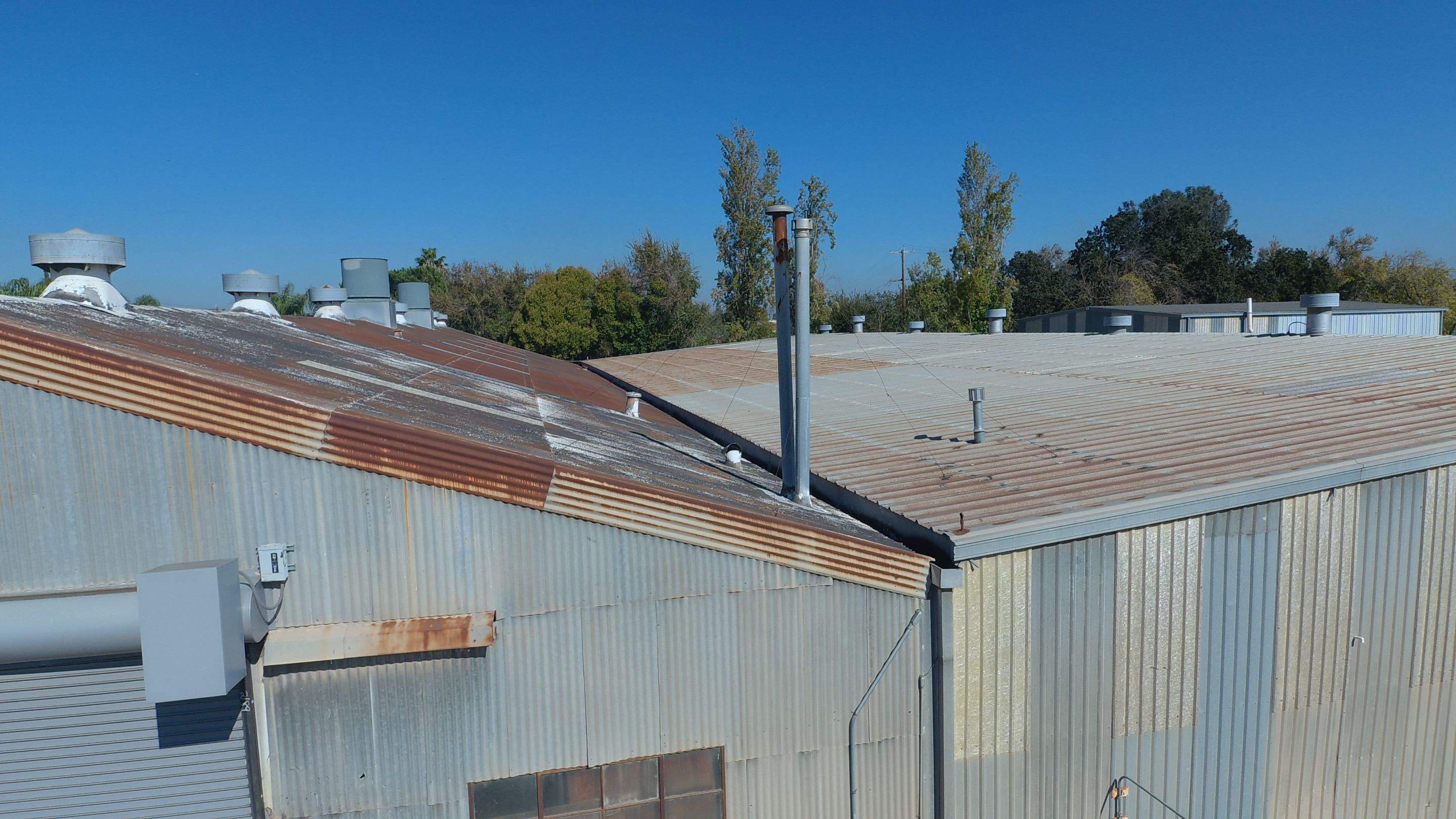 MR Roofing system using Conklin BenchPly system with PUMA top coat by Straight Edge Roofing Inc