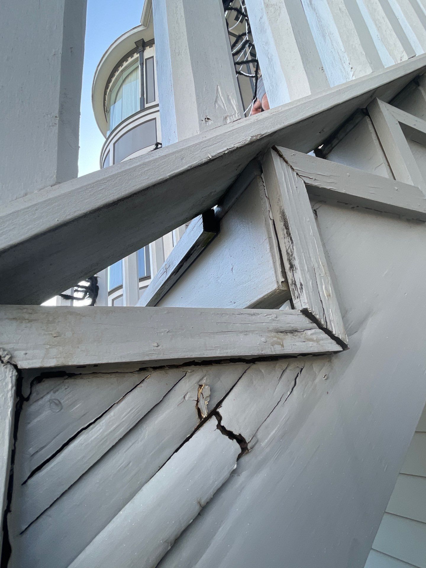 Timbertech Staircase with a 50 year warranty and solar lighting by Majesty Construction