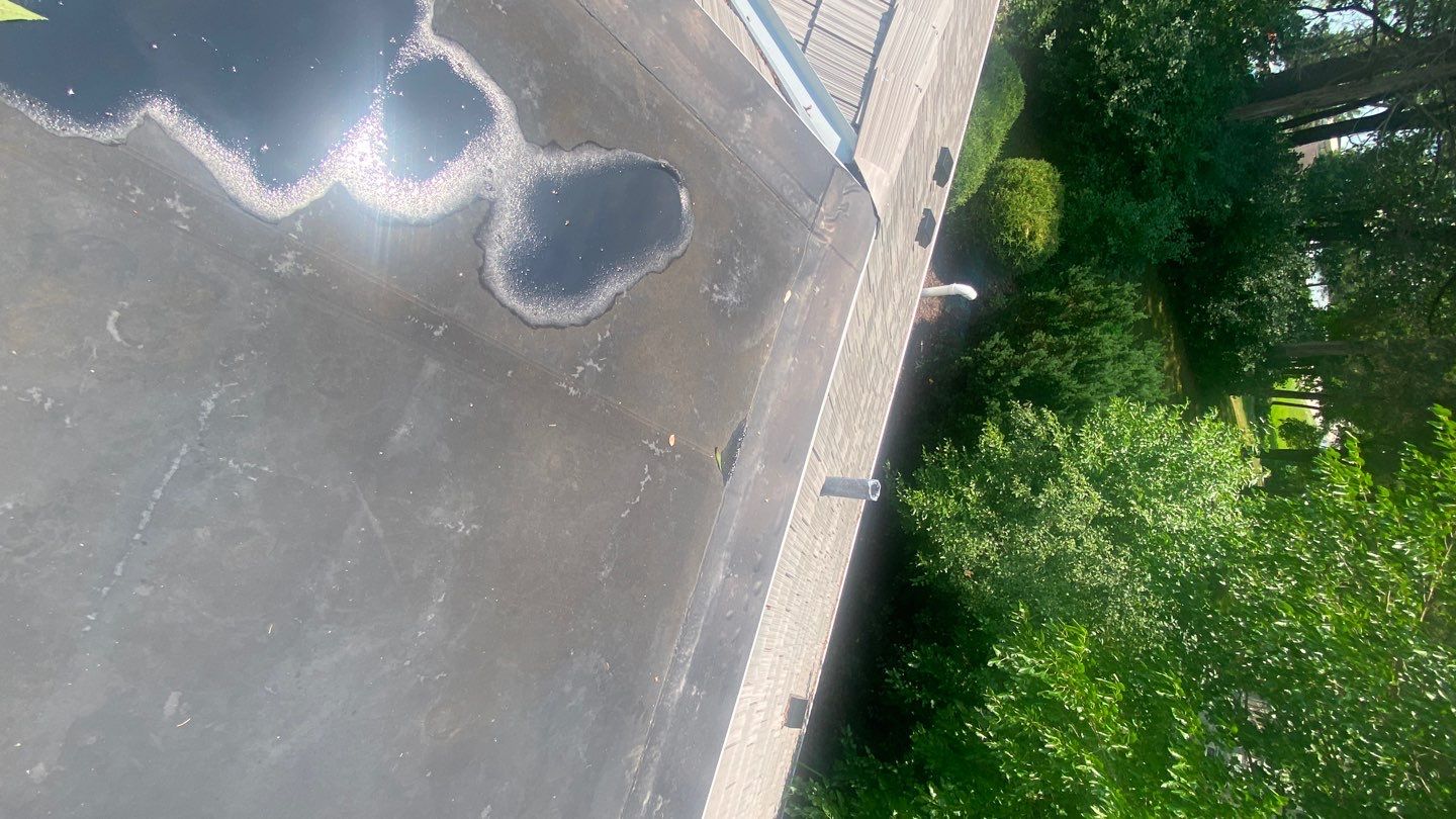 DaVinci Roof Installation with Snow Guards in Oconomowoc Lake by Custom Installations