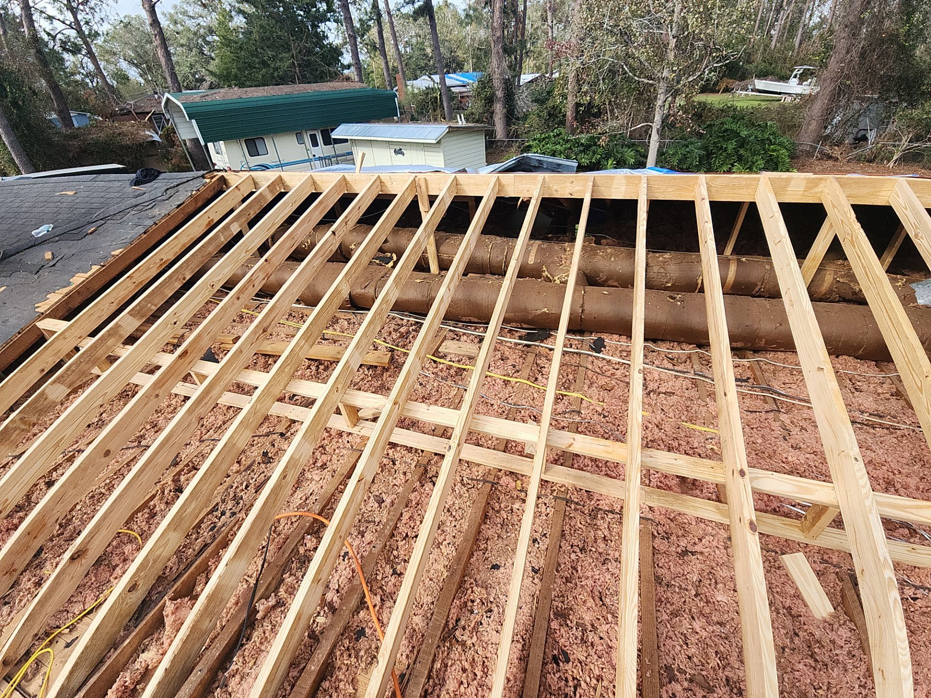 Valdosta Roofing  by J & J Remodeling Of Ga LLC