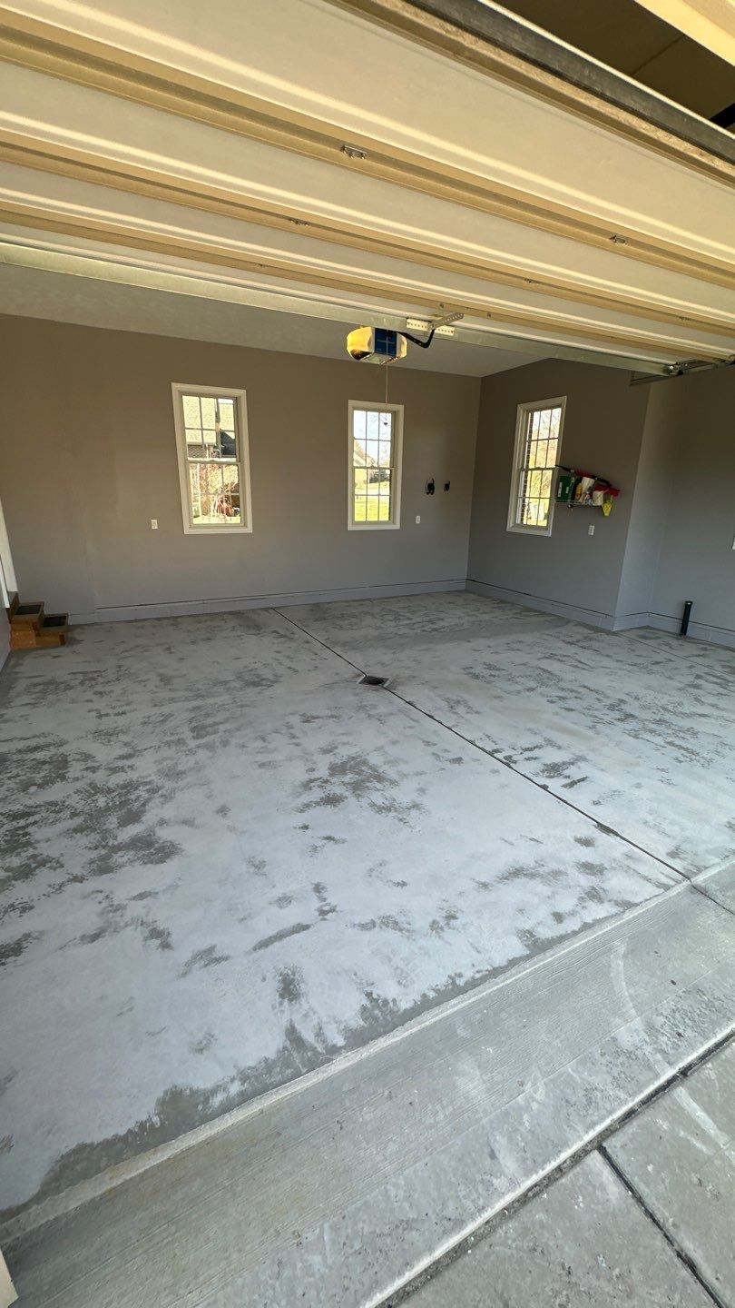 Driveway + Garage + Walkway Project in Meridian by Floors in a Day, Inc