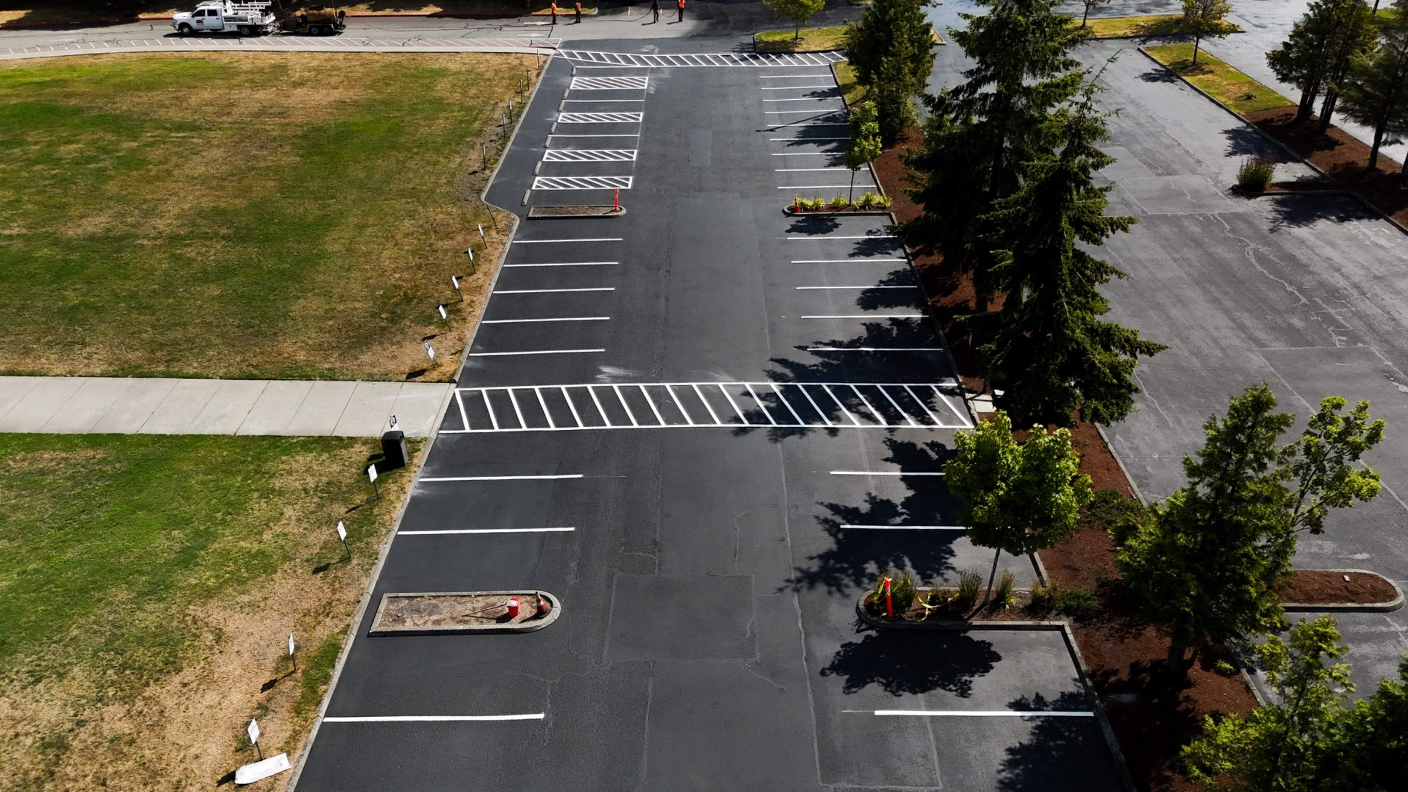 Sealcoating & Asphalt Patch Repairs | Everett  by Jireh Asphalt & Concrete Inc 