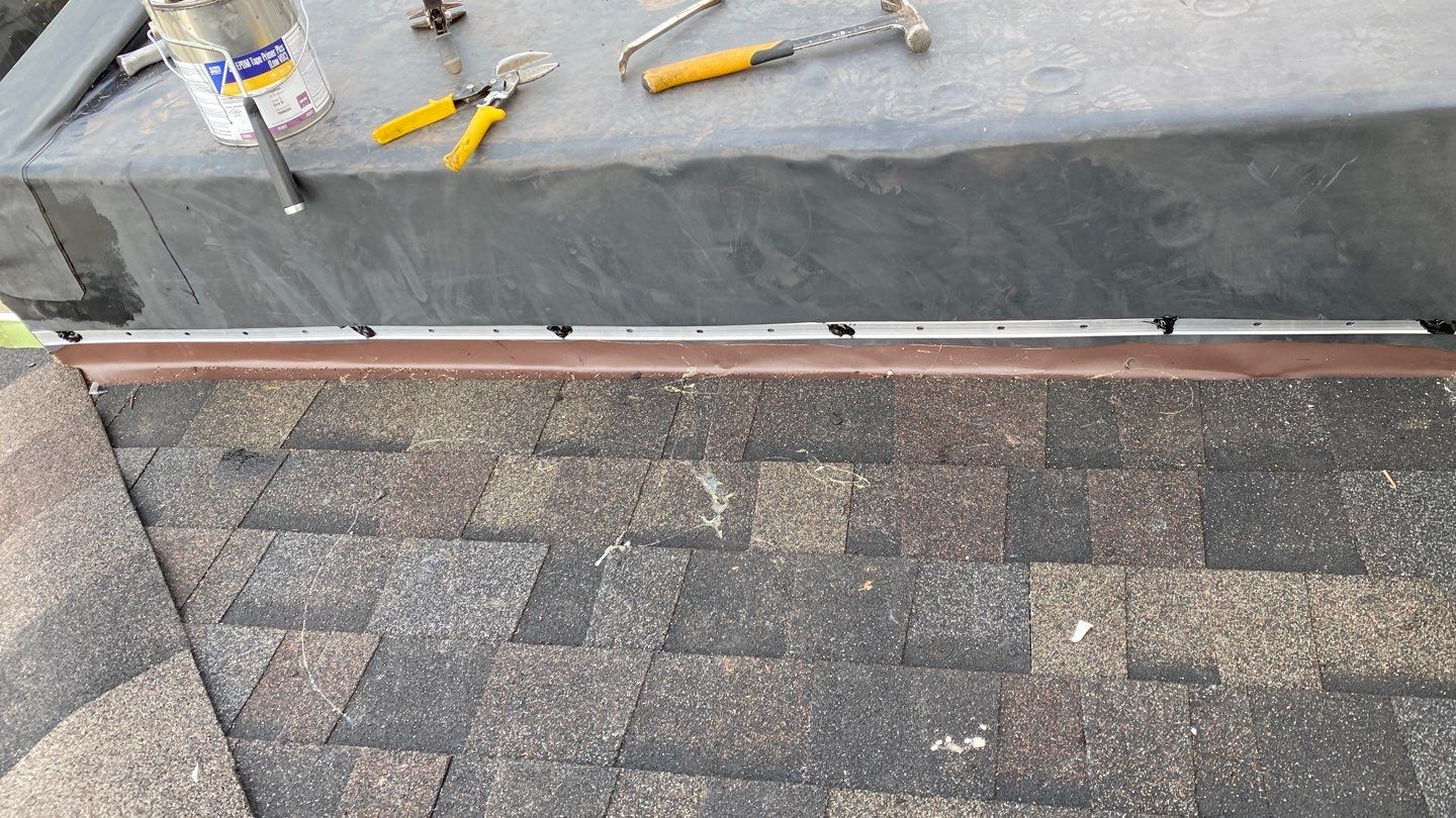 Owens Corning Duration Designer - Black Sable by A Plus Exterior