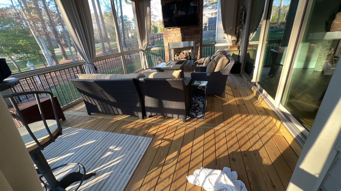 Screened Porch using Wood Sealant by DuraSeal