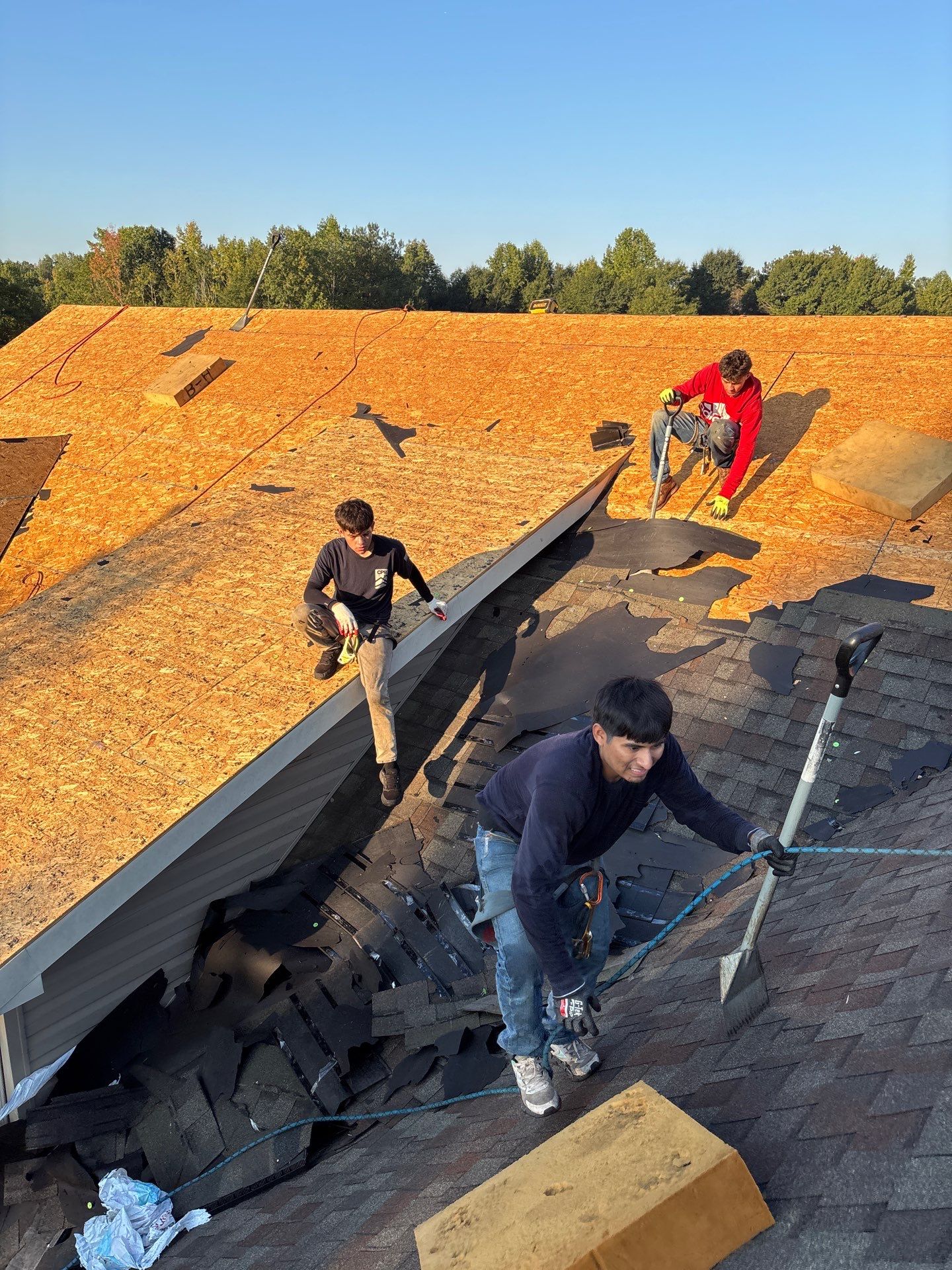 Insurance Covered Full Replacement with Atlas 25 Year Labor & 50 Year Manufacture Warranty by Roofsters