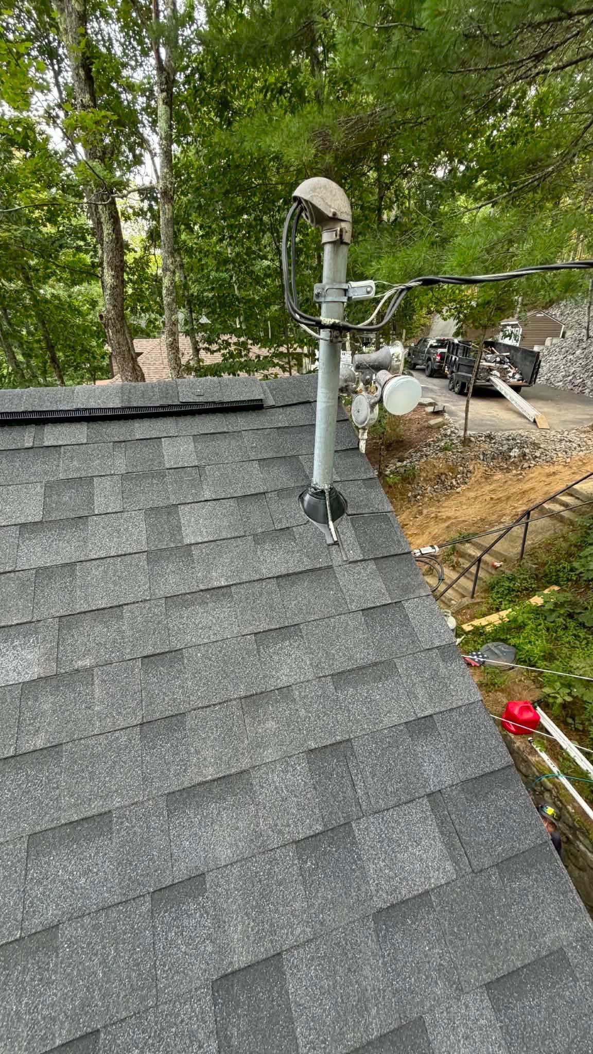 π Fresh Owens Corning Roof in Waterboro, Maine! π² by Tall pine roofing