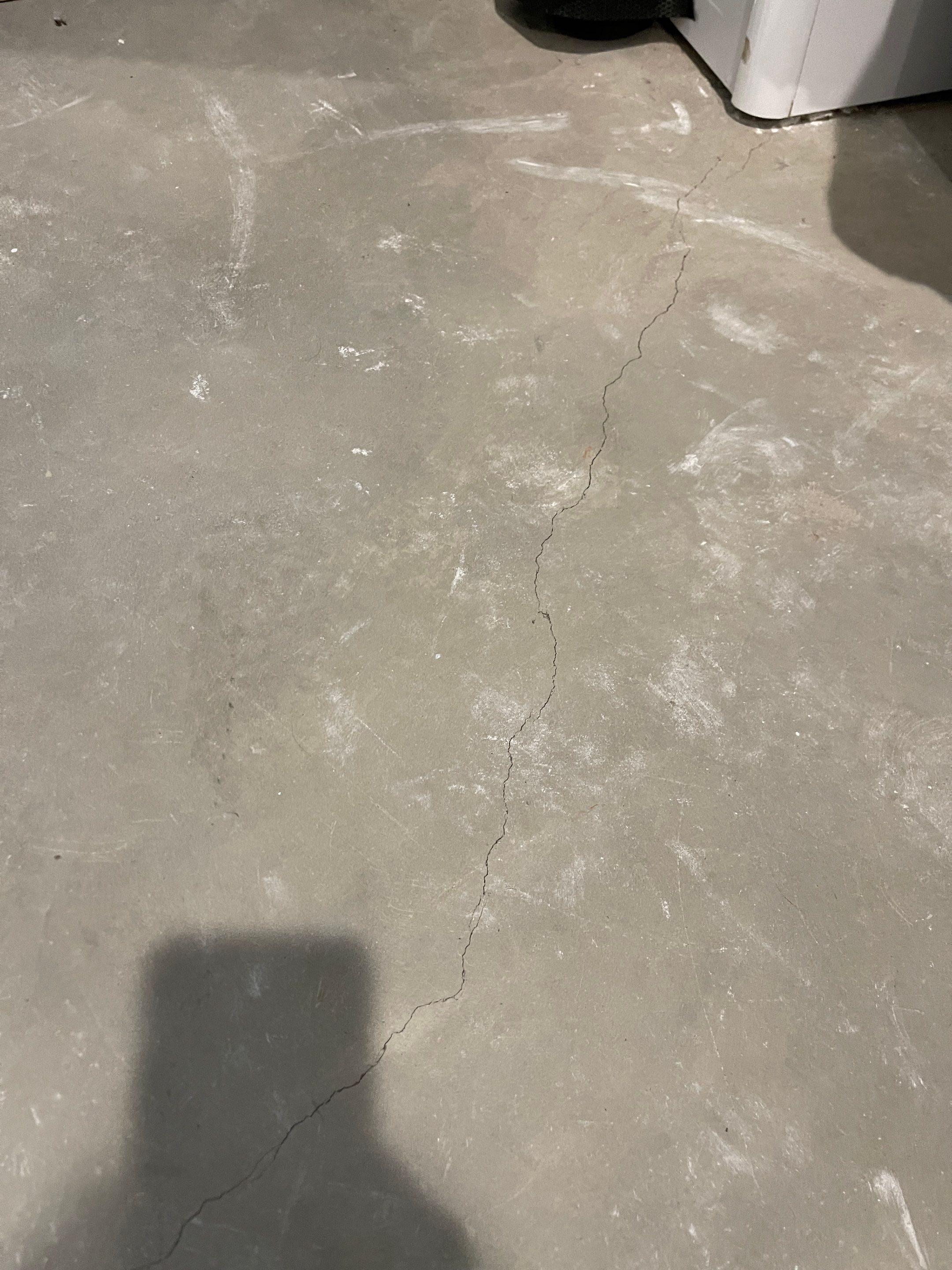 Gravel Flake Garage Floor Coating in Yankton by Select Painting, Coatings & Garage Cabinets