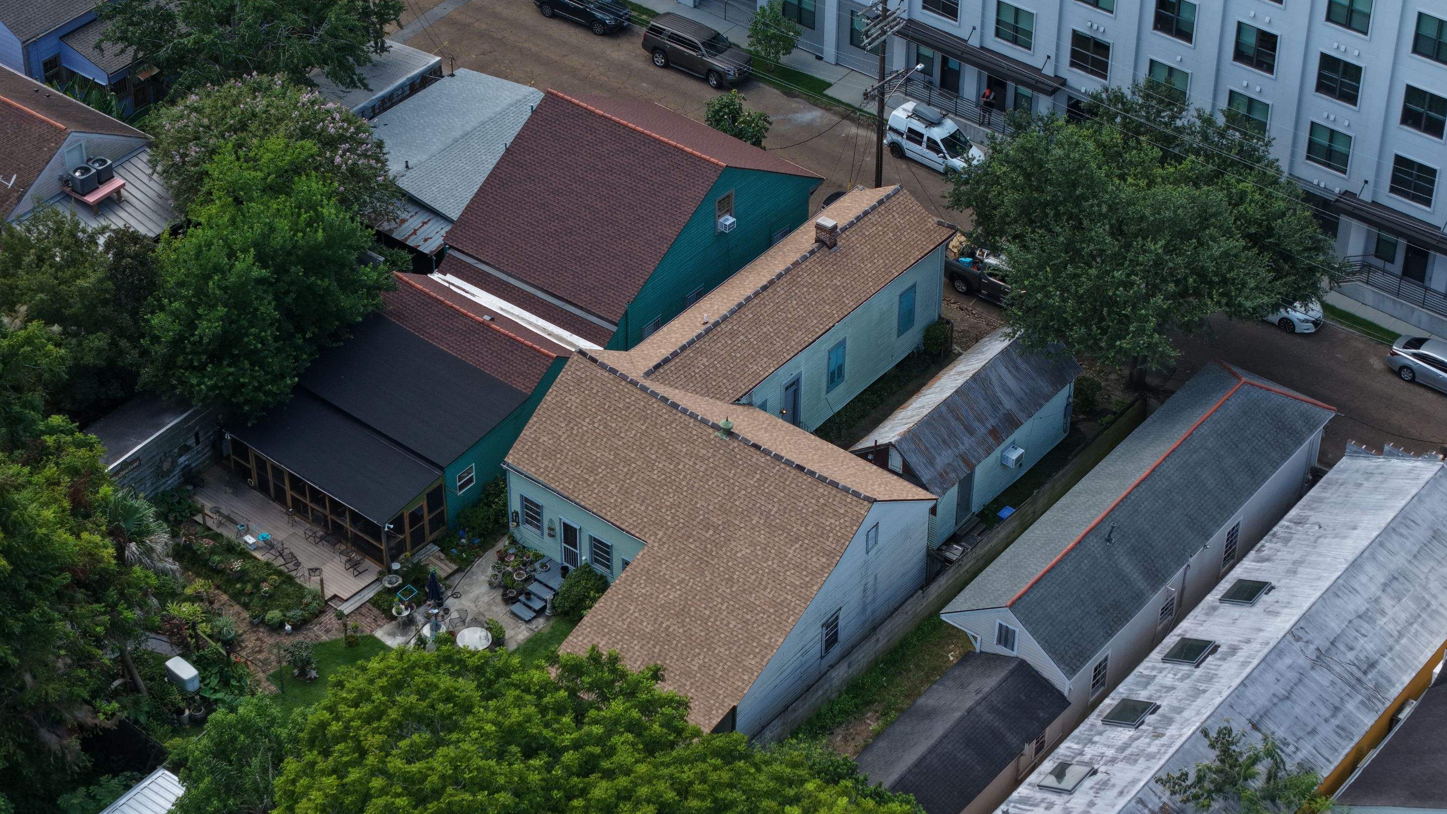 Roof Replacement in New Orleans by HDS Contractors