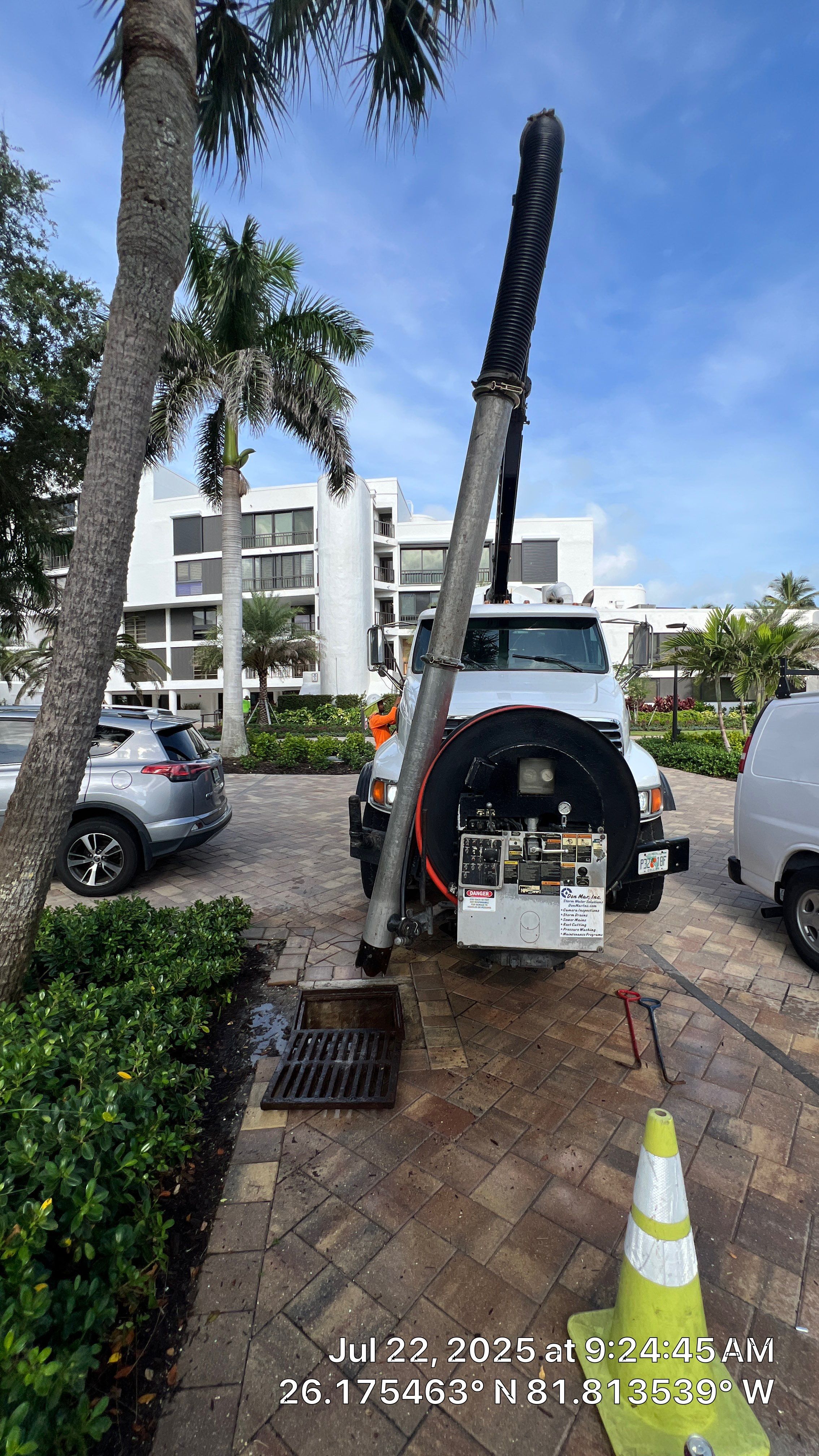 Naples Condo Complex Stormwater System Maintenance and Hurricane Cleanup by APS Power & Water