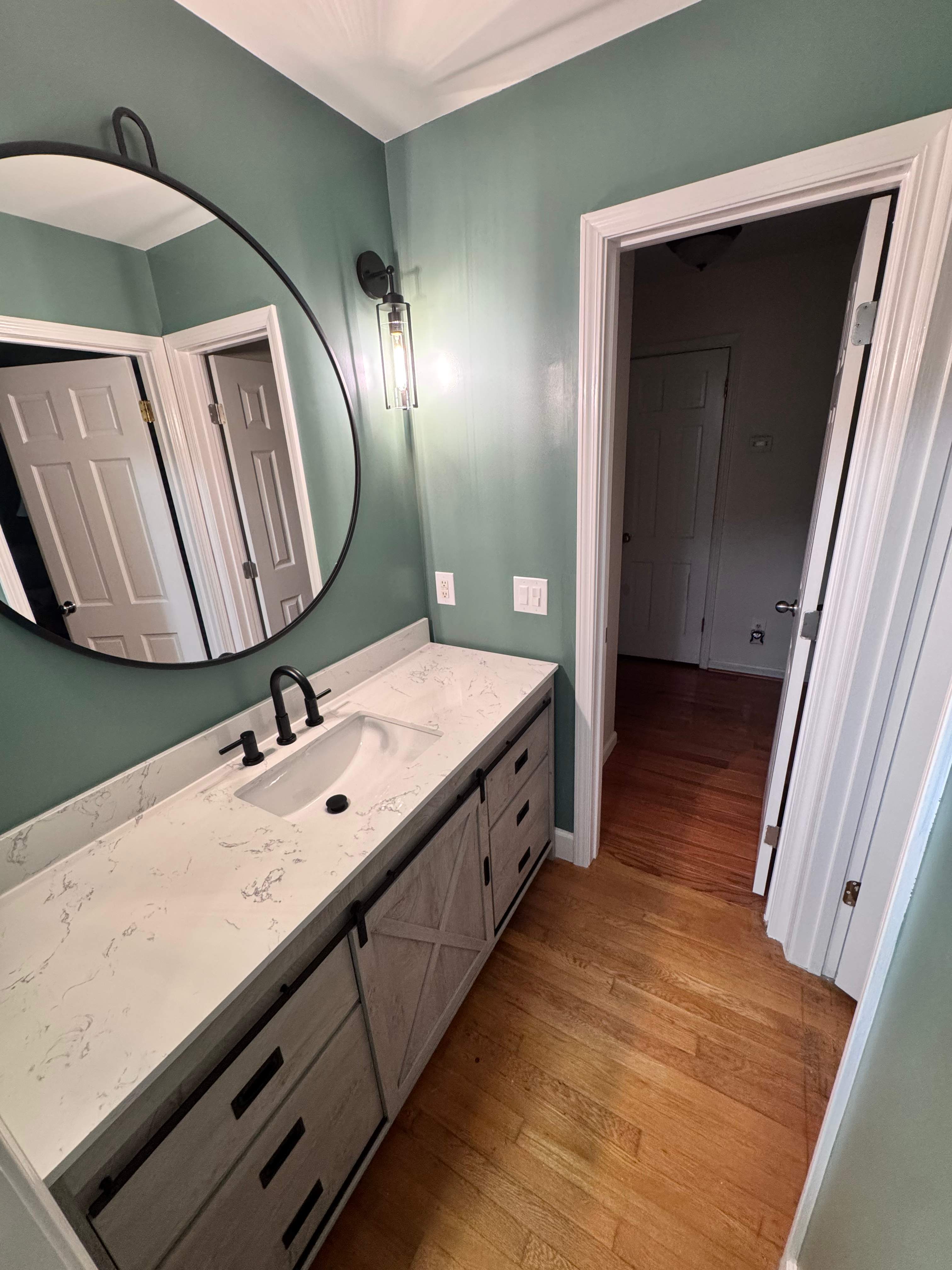 Guest bathroom renovation by Prudencio