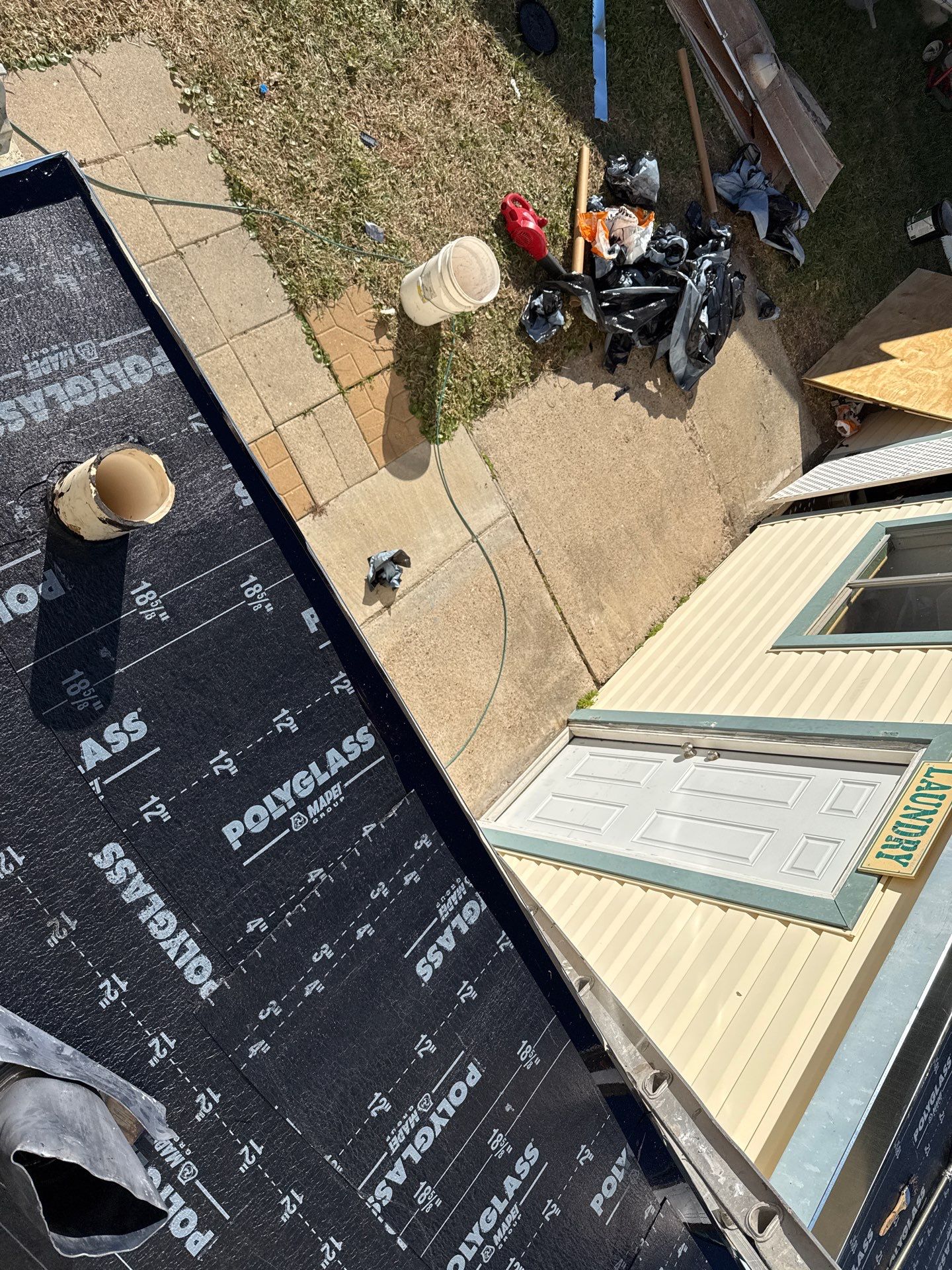 Mustang Island Flat Top by Bayfront Roofing and Construction