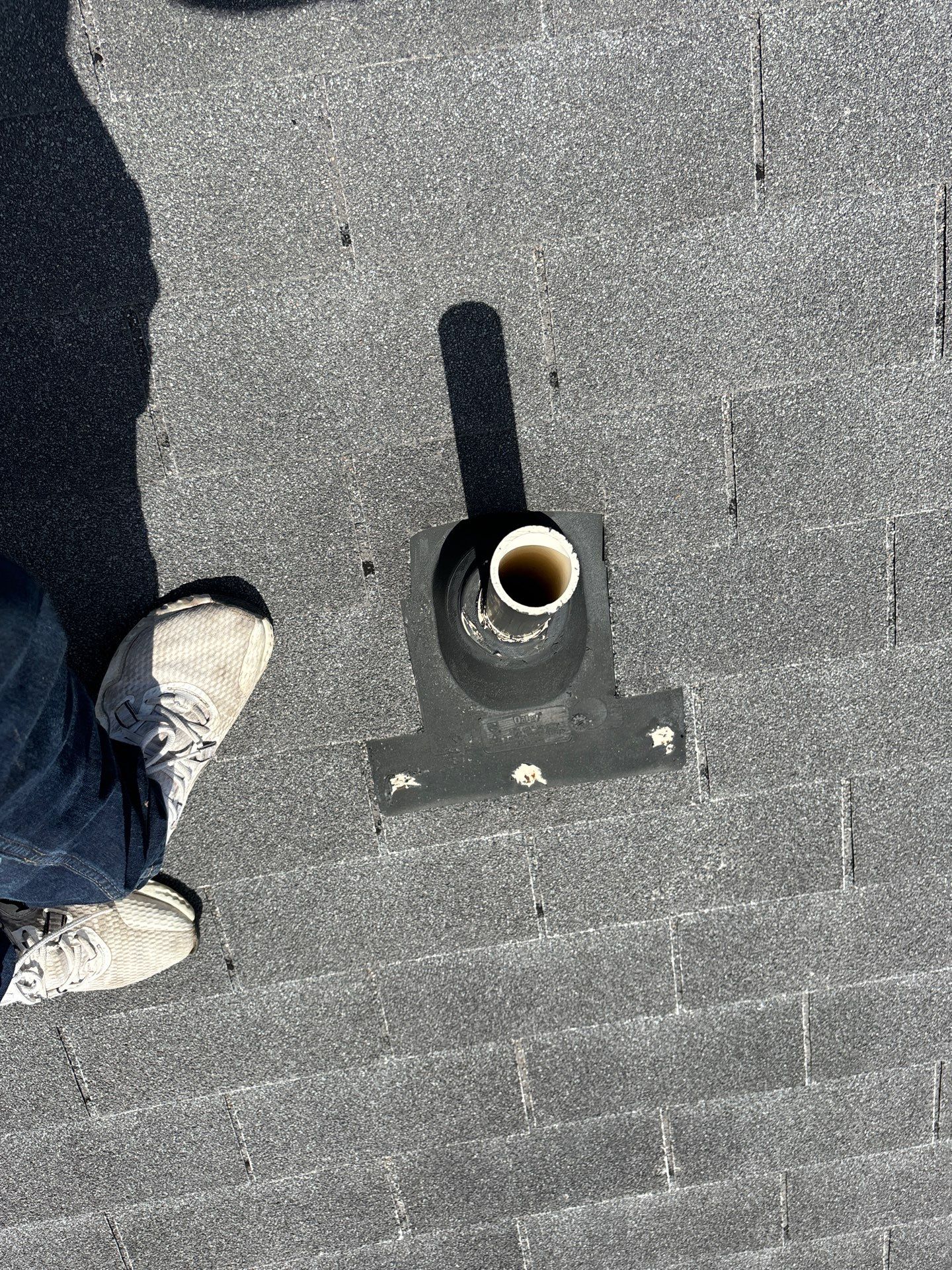 Residential Roofing Installation using Owen's Corning Duration (Lifetime) Shingles by Roof Repair Company