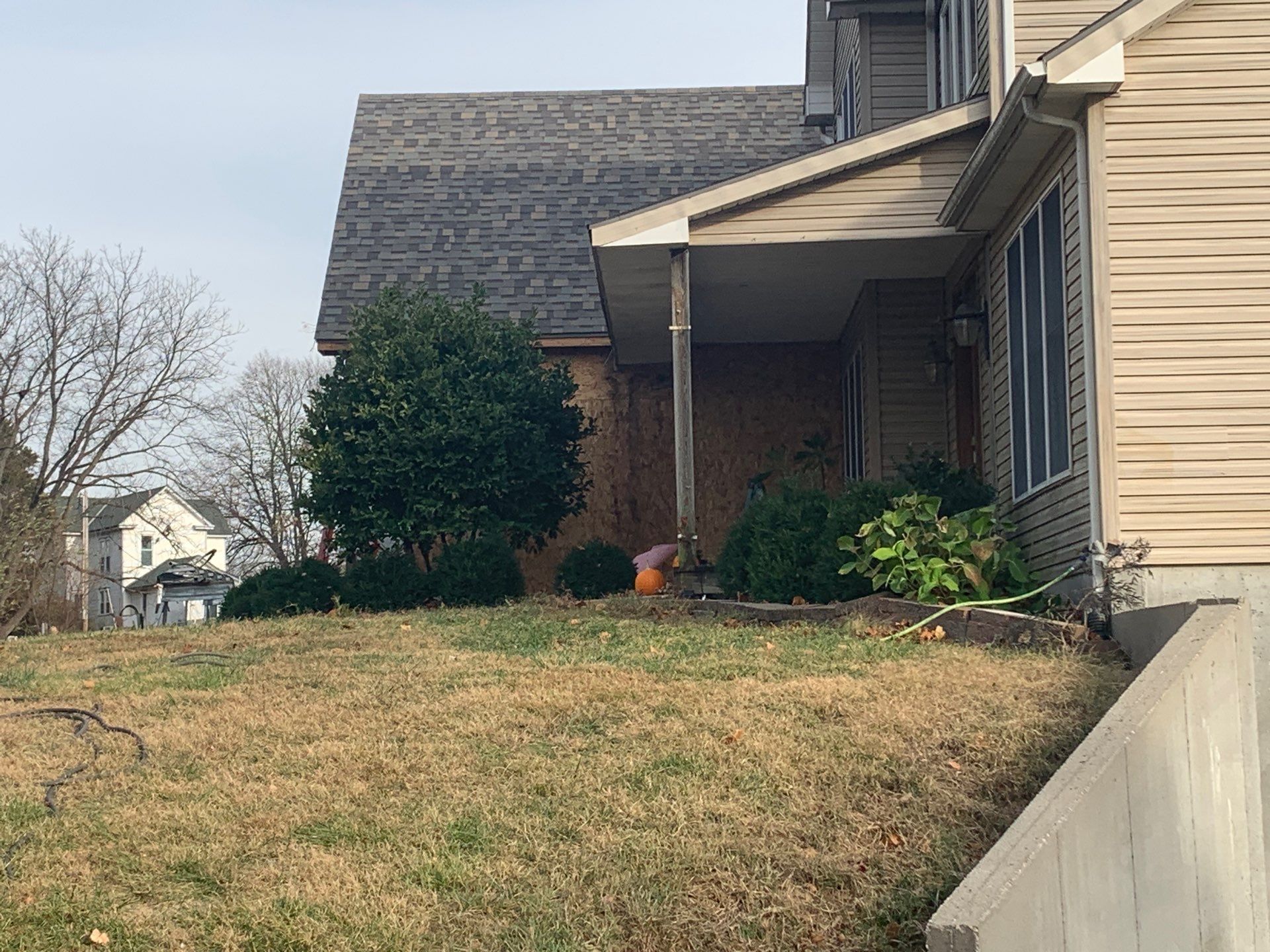 Comprehensive Residential Roof and Siding Replacement in Smithville Missouri by EEC Windows, Siding & Roofing