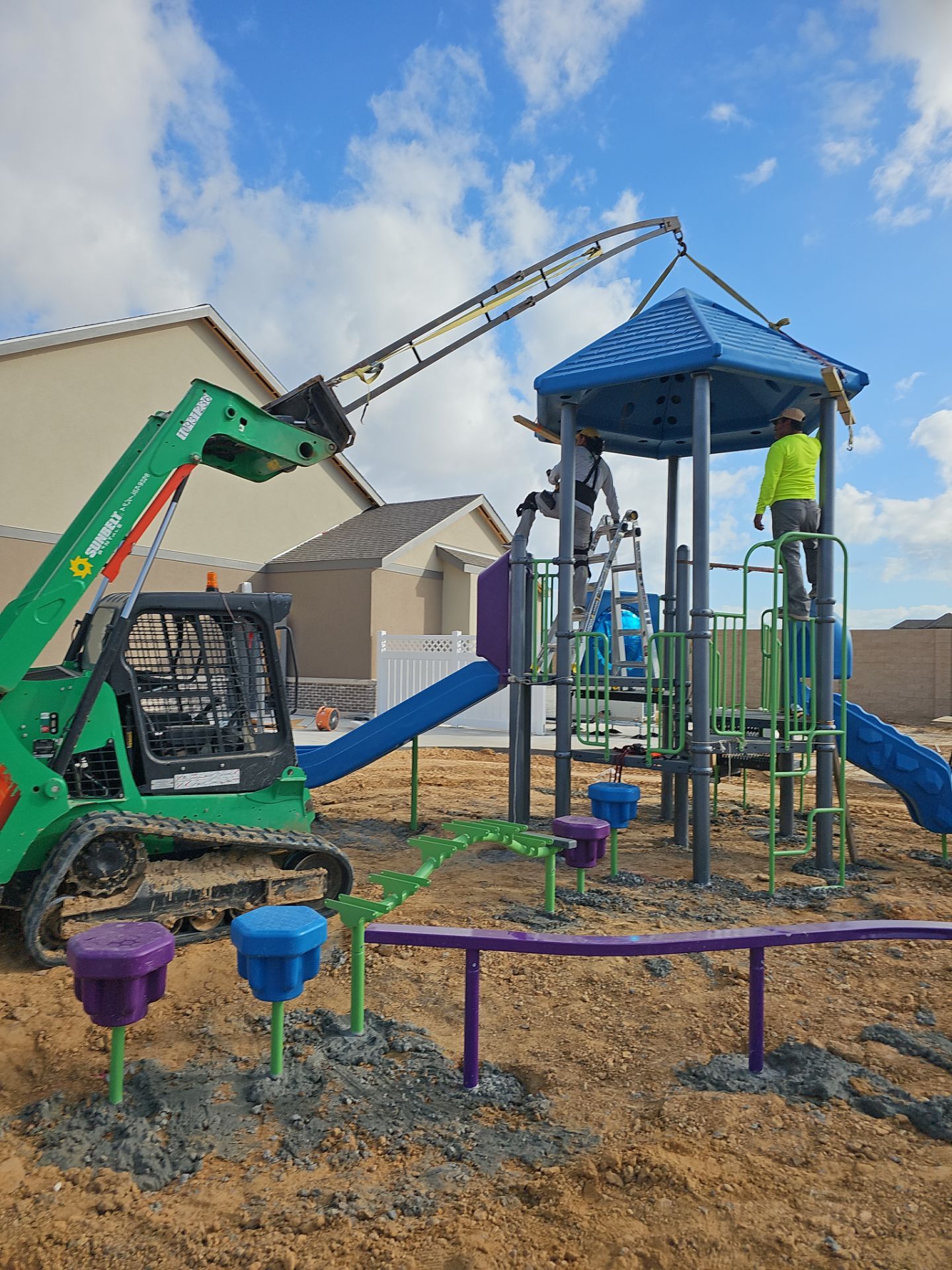 Everbook Sunterra Playground Equipment & Turf Install by Southwest Greens Midwest
