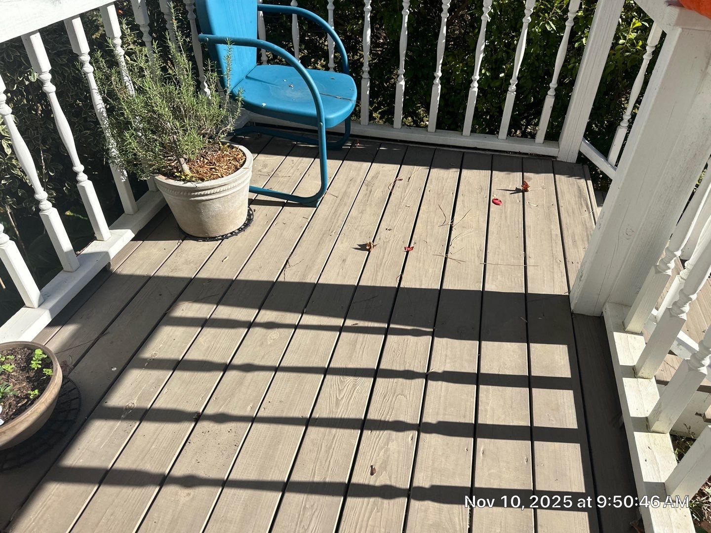 Wood Deck using Wood Sealant by DuraSeal