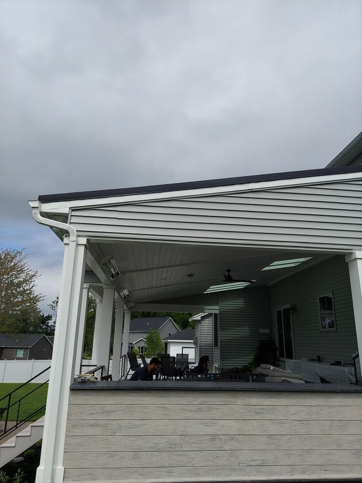 Outdoor Living - Addition by Ivy Lea Construction