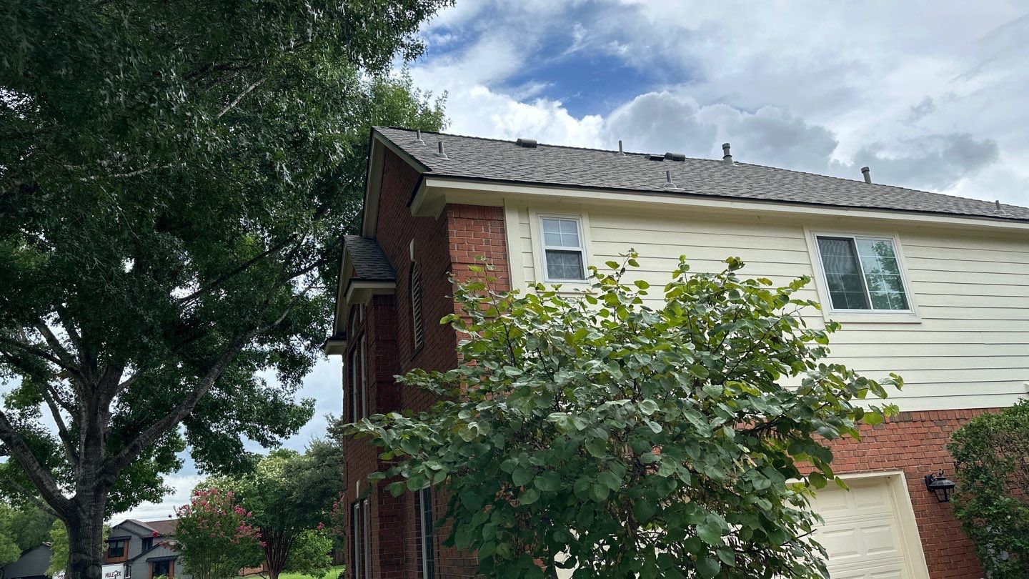 Weathered Wood - GAF Timberline HDZ by RoofsOnly.com