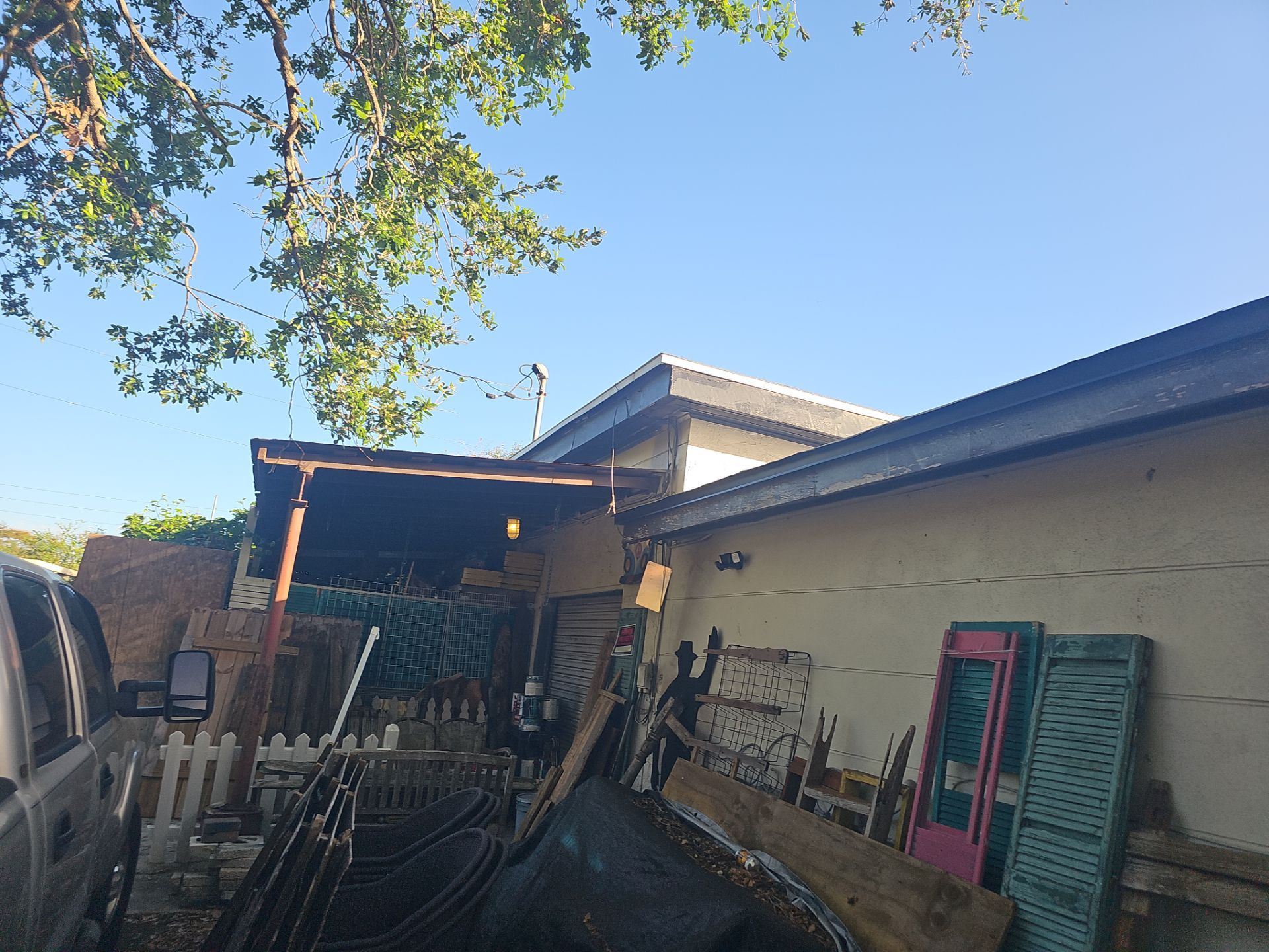 Project in Gulfport 33707 by Mitchell Roofing Company LLC 