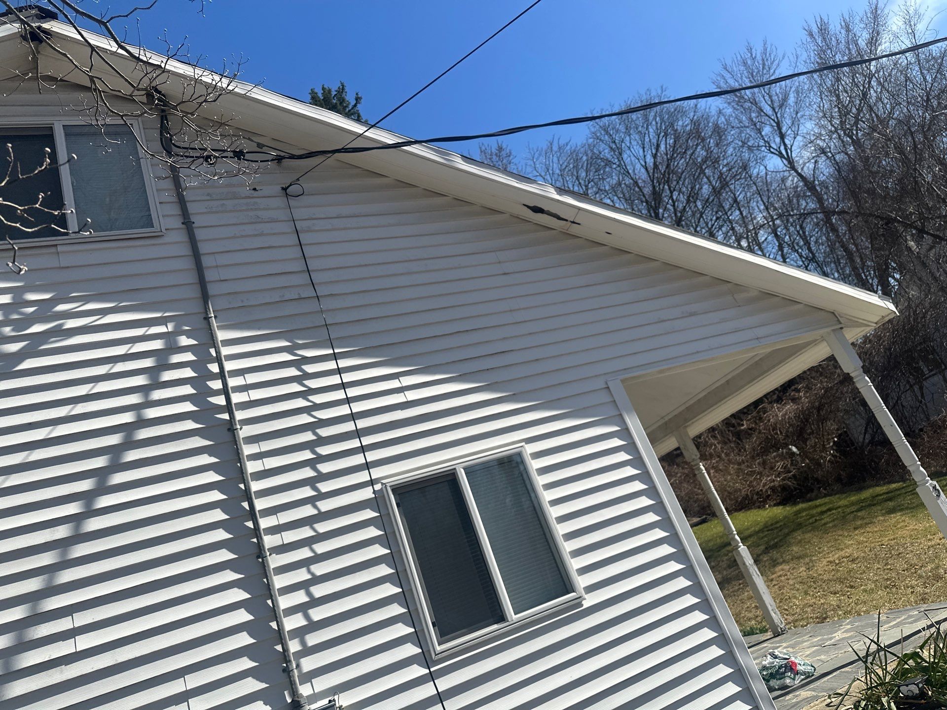 Happy Siding Customer in Highland NY  by roberts roofing
