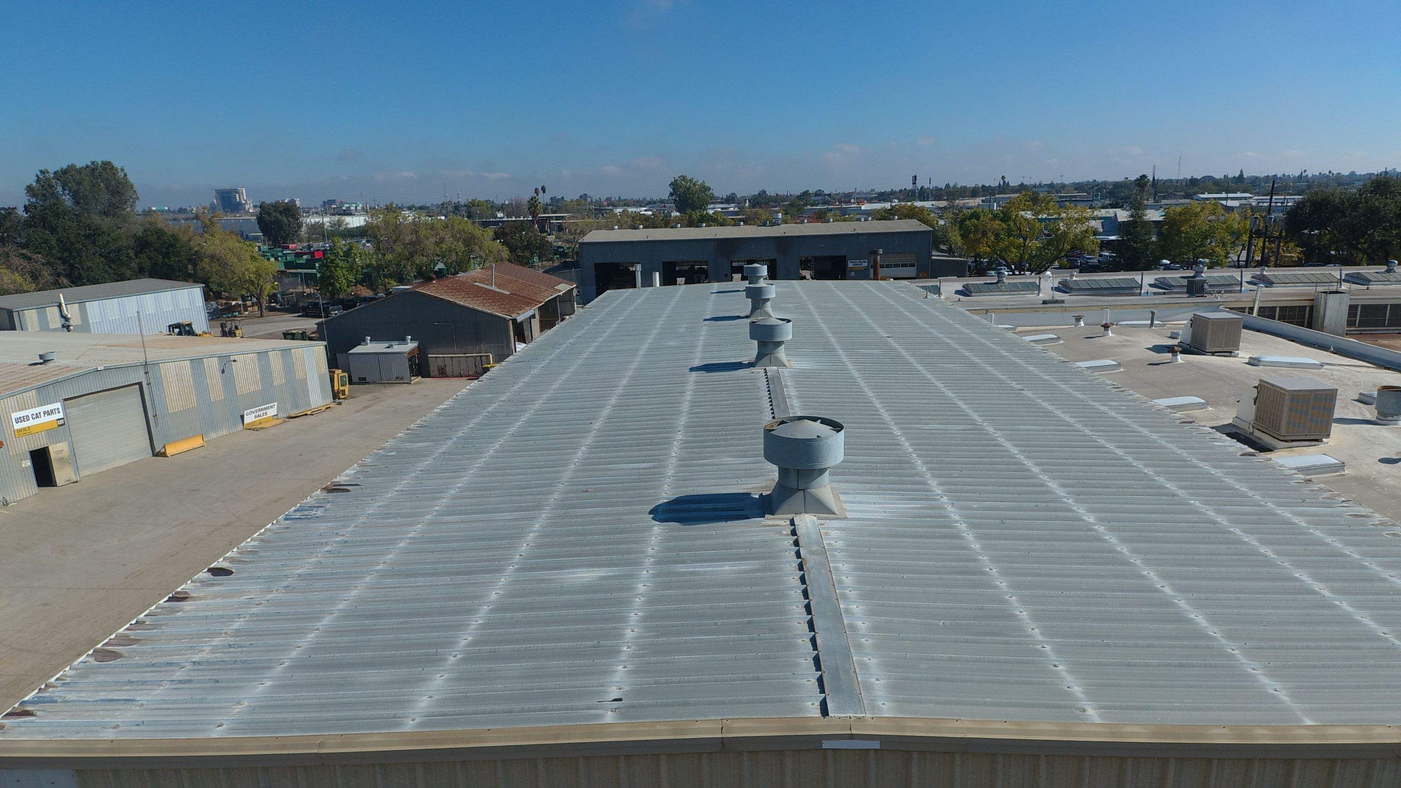 MR Roofing system using Conklin BenchPly system with PUMA top coat by Straight Edge Roofing Inc