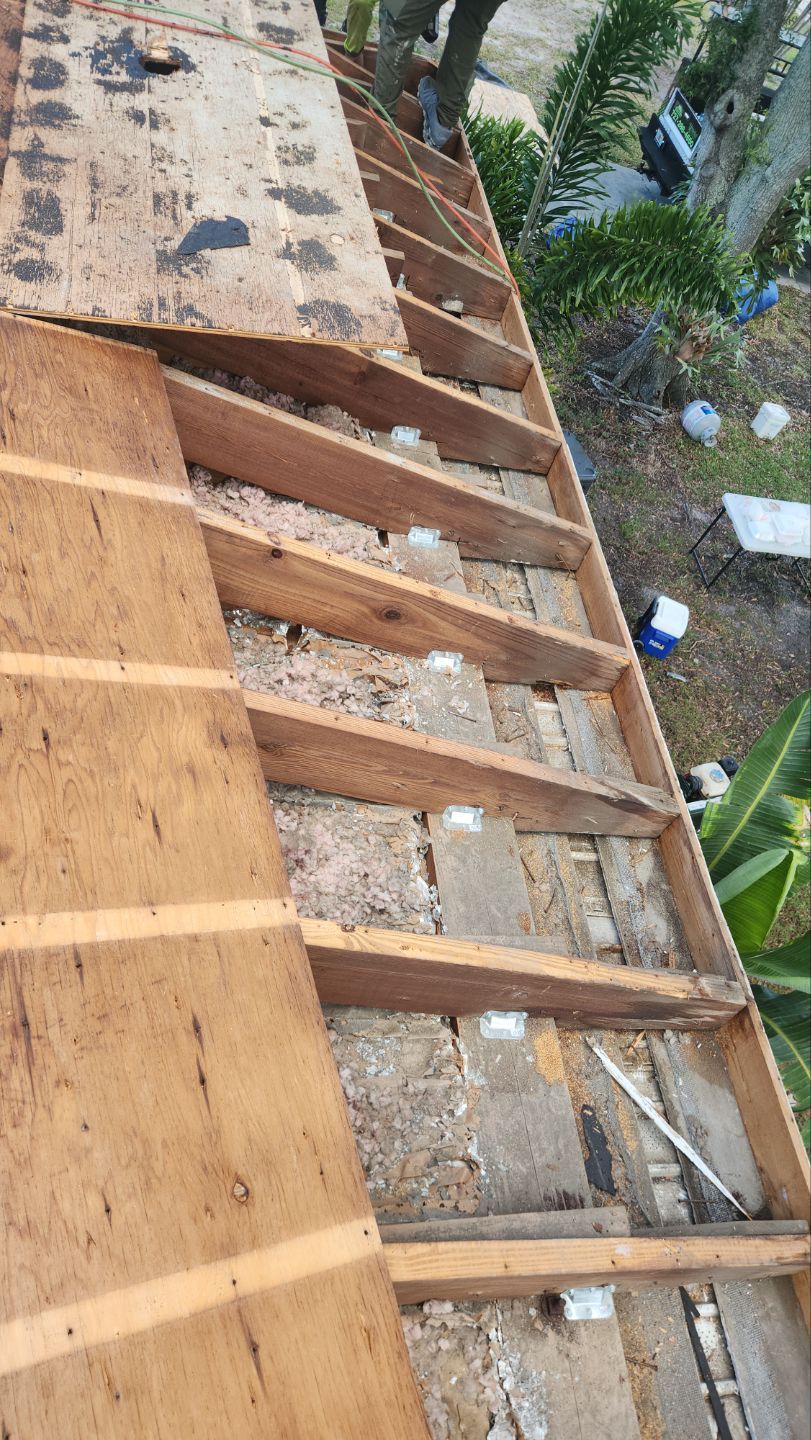 Project in St. Petersburg 33710 by Mitchell Roofing Company LLC 