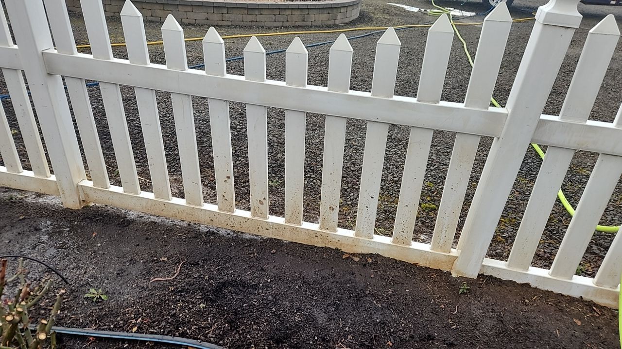 Vinyl Fence Wash using Soft wash solution by Willamette Outdoor Wash LLC