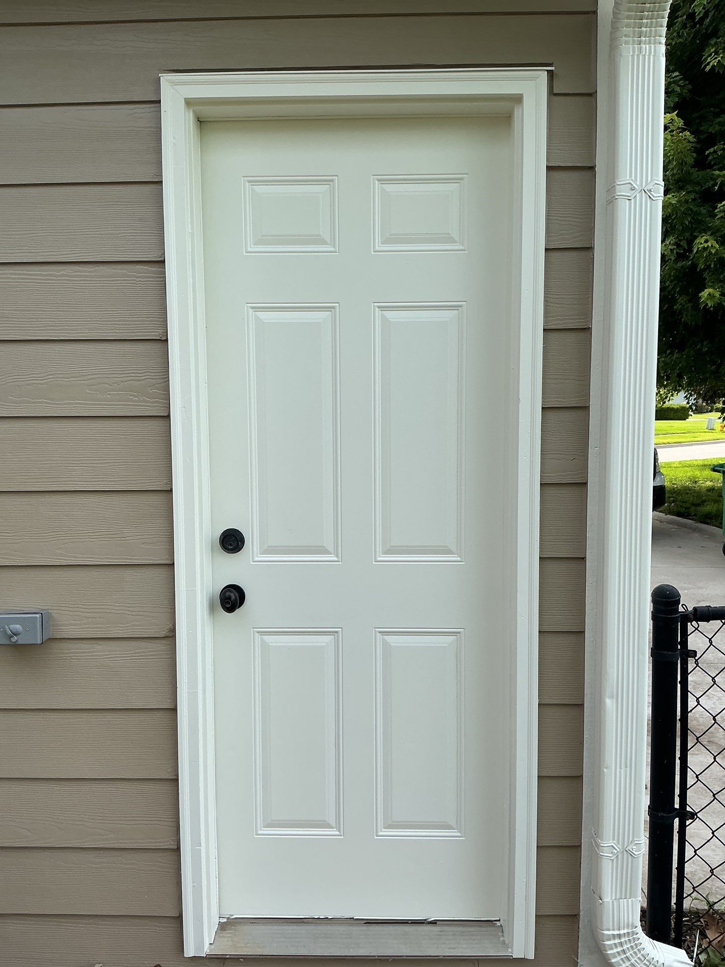 Residential Exterior Repaint  by Midwest Paint LLC